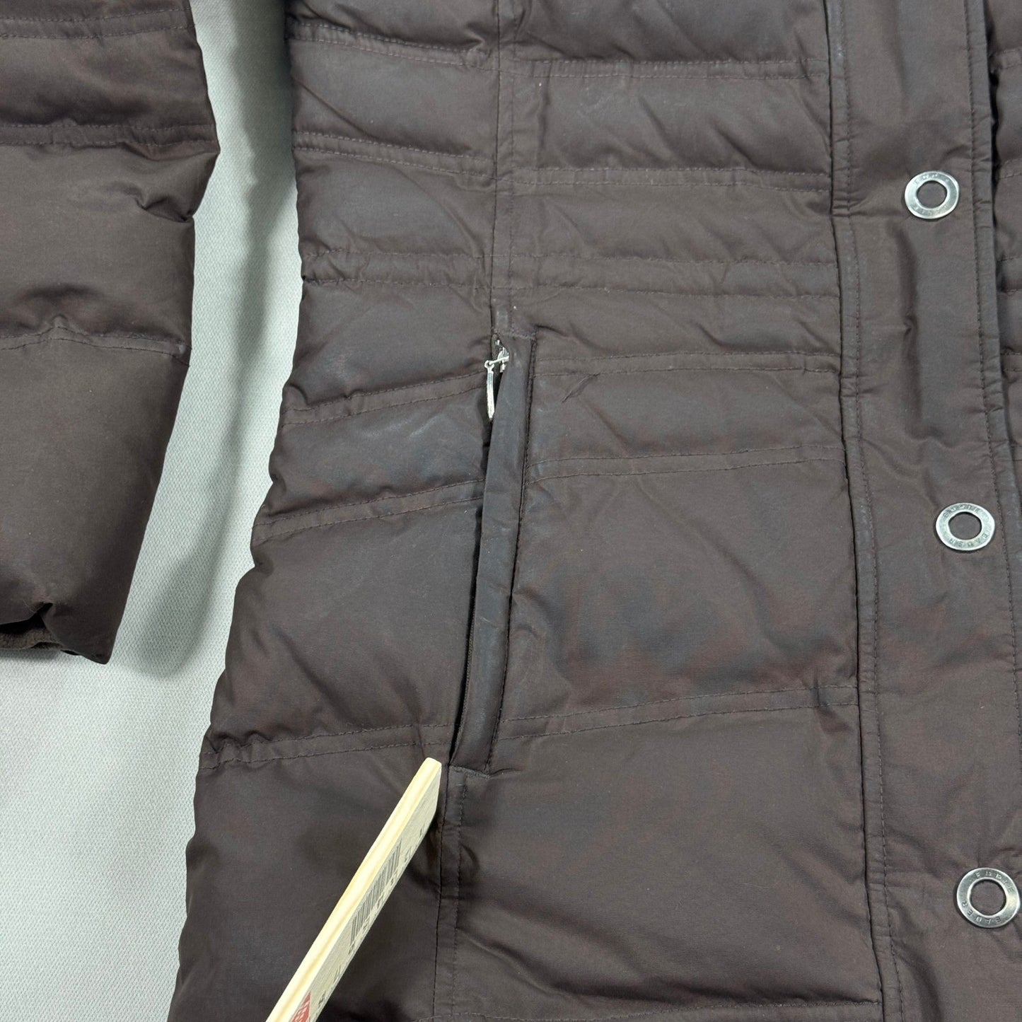 Eddie Bauer Goose Down Womens Coat Medium Fur Hood Cozy Zip & Snap Buttons