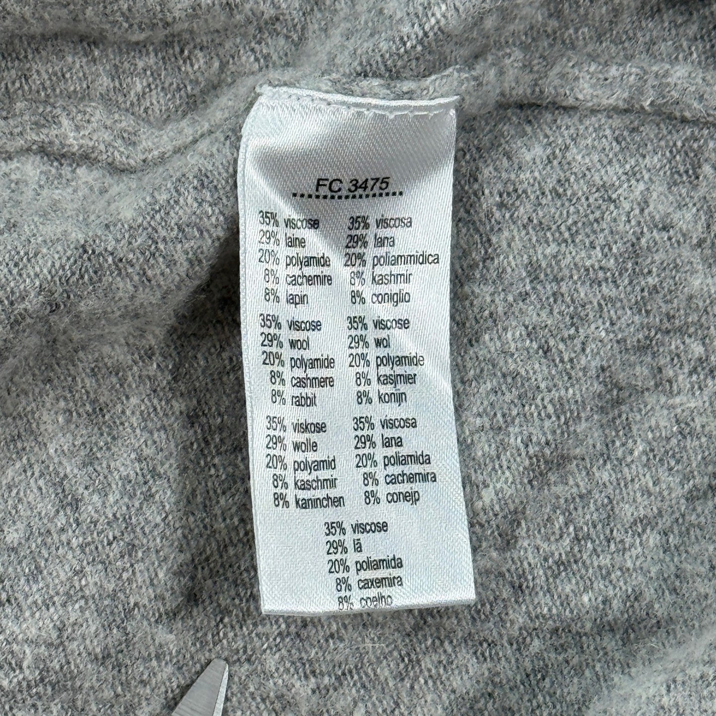 Lacoste V-Neck Sweater mens Size 6 Gray Wool Cashmere Blend Logo Pullover