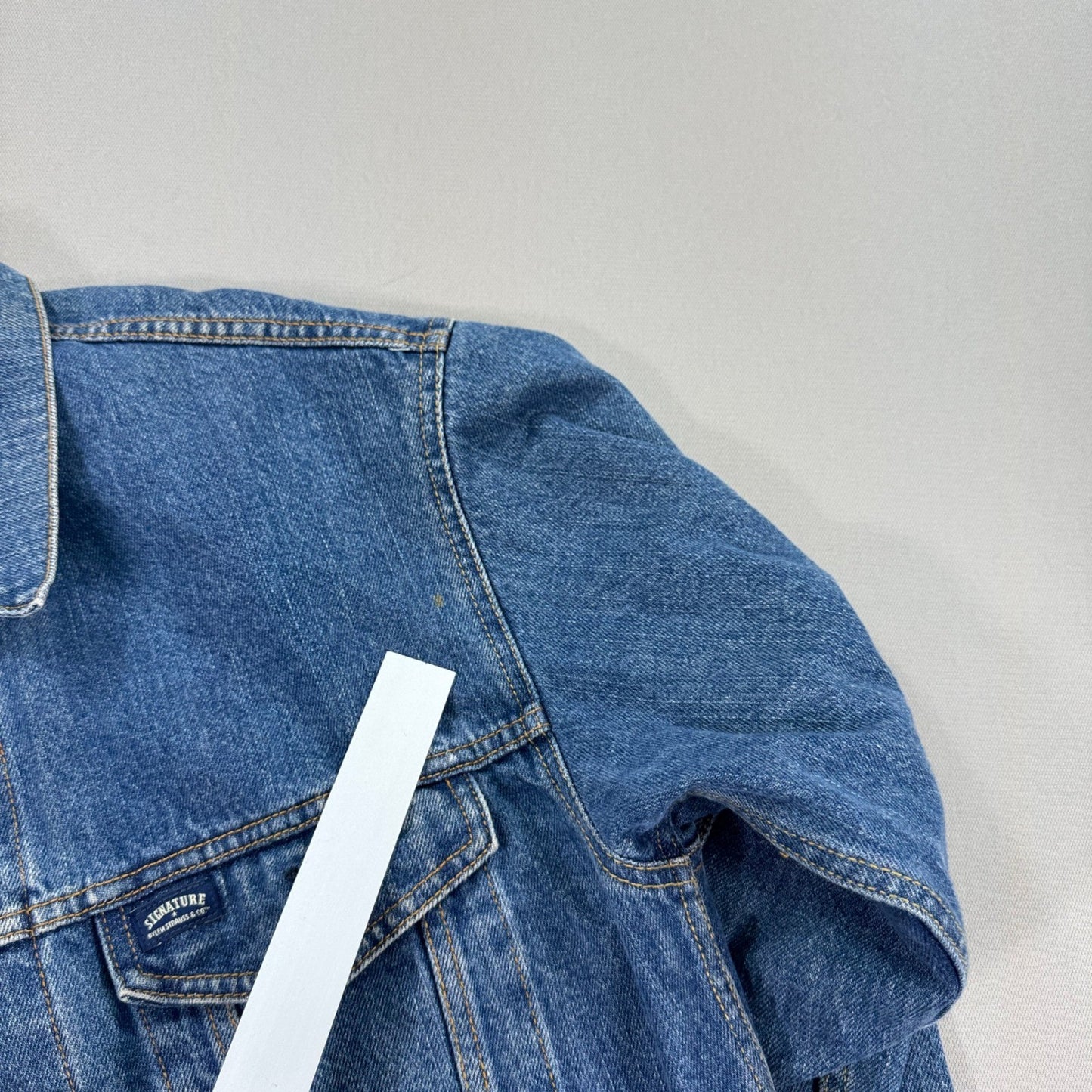 Levi Strauss Signature Trucker Jean Jacket mens Medium Blue Denim Classic Fit