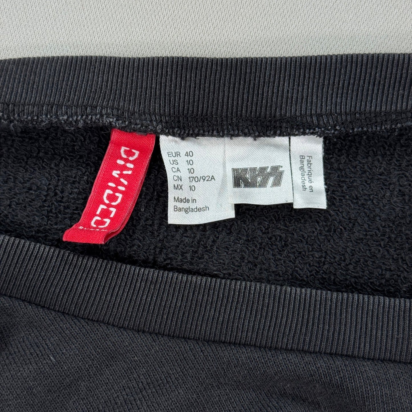 KISS Road Show 2012 Graphic Sweatshirt Womens Size 10 Black Gold Writing H&M