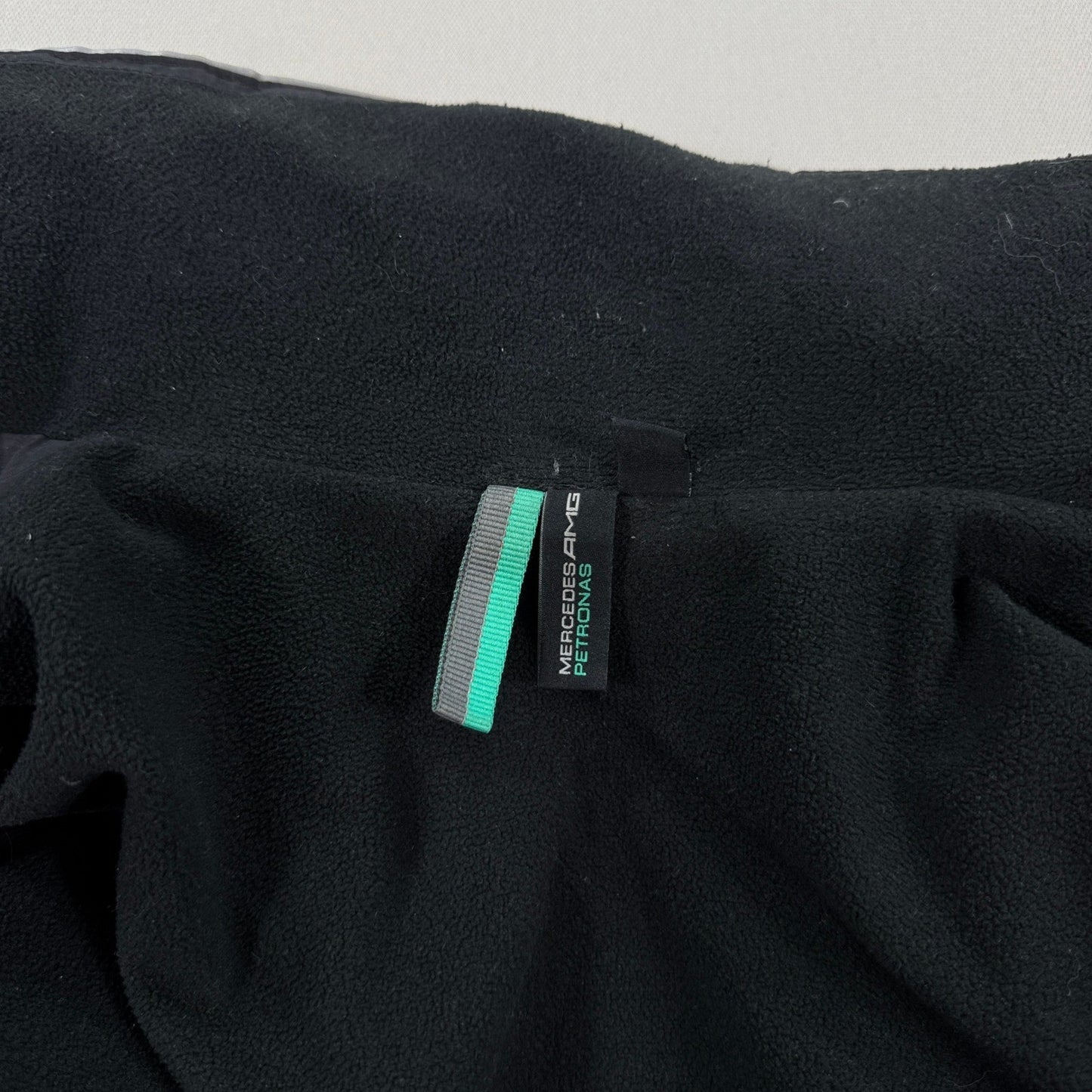 Mercedes AMG Petronas Formula One Team Jacket mens XL Black Coat Insulated