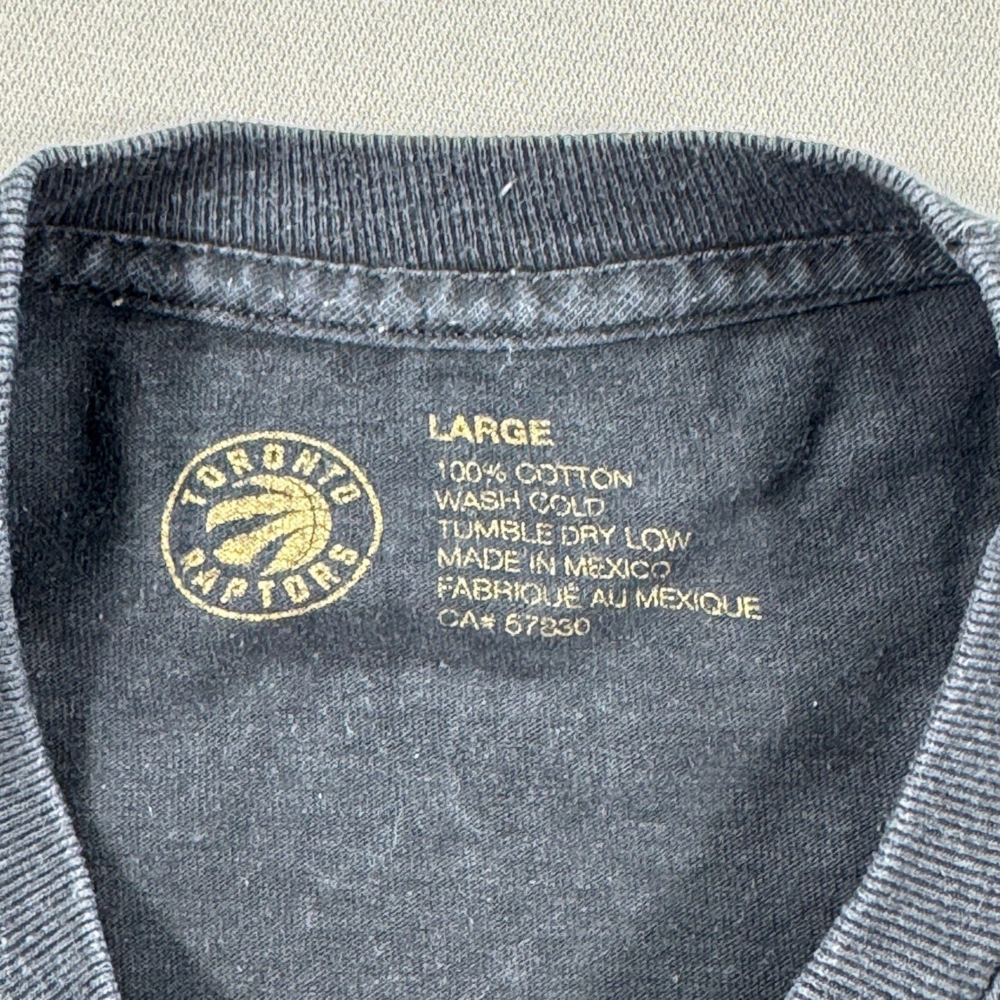 OVO x Toronto Raptors T-Shirt Drake Night Long Sleeve mens Large Black Crewneck