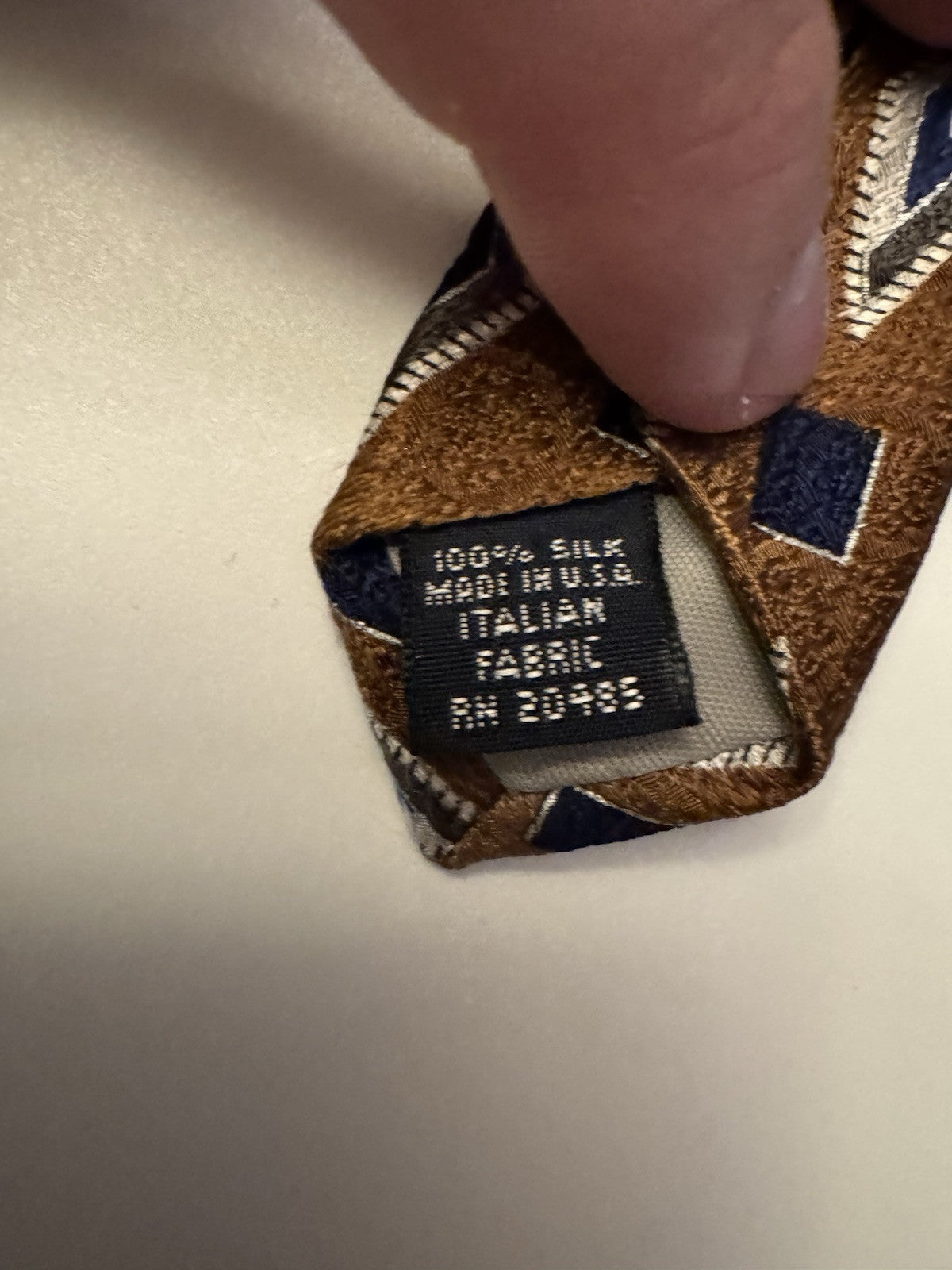 Vintage Stafford Mens 100% Silk Tie Triangle Pattern