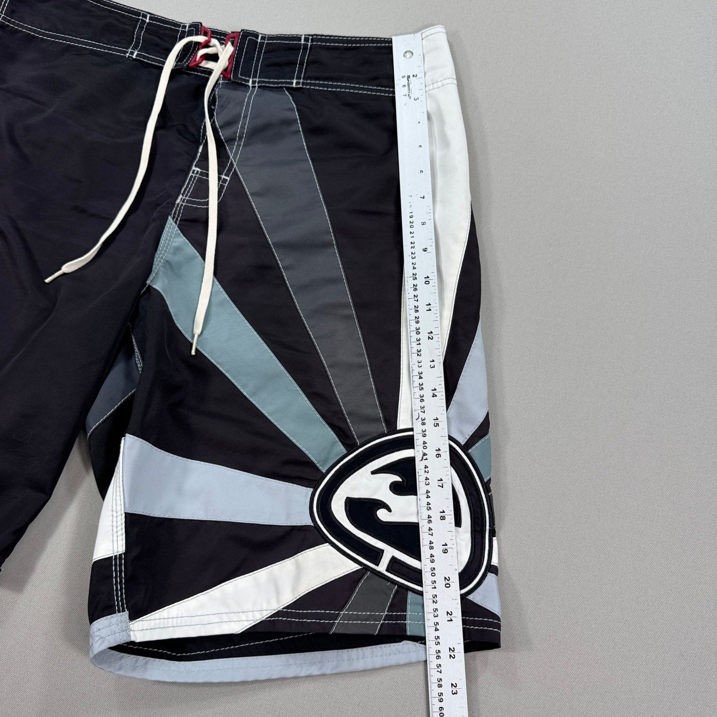 VTG Billabong Board Shorts Andy Irons Rising Sun mens Size 36 Black Gray Y2K