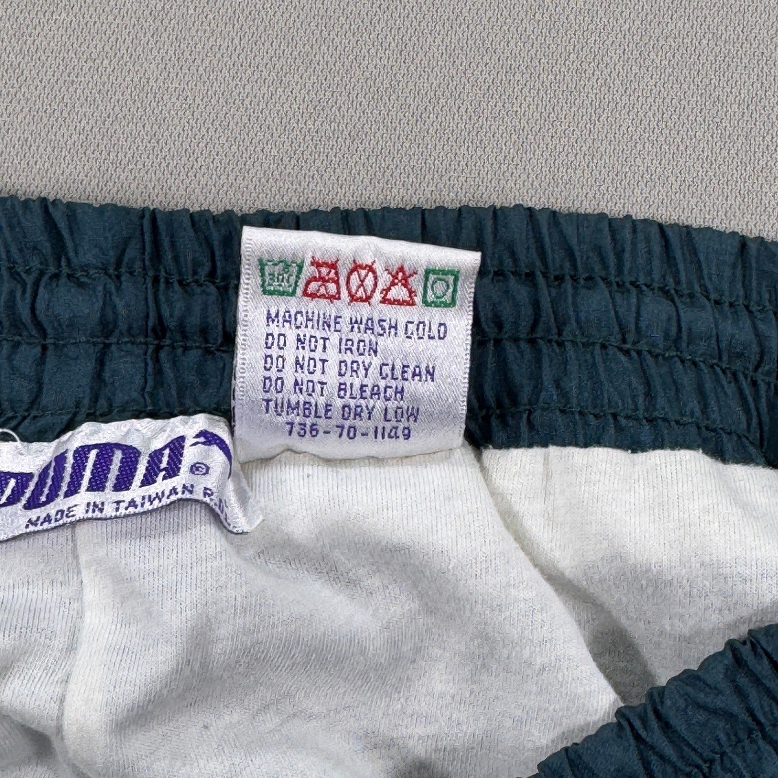 Vintage Puma Track Pants mens Medium Teal Windbreaker Nylon Zipped Ankles Y2K