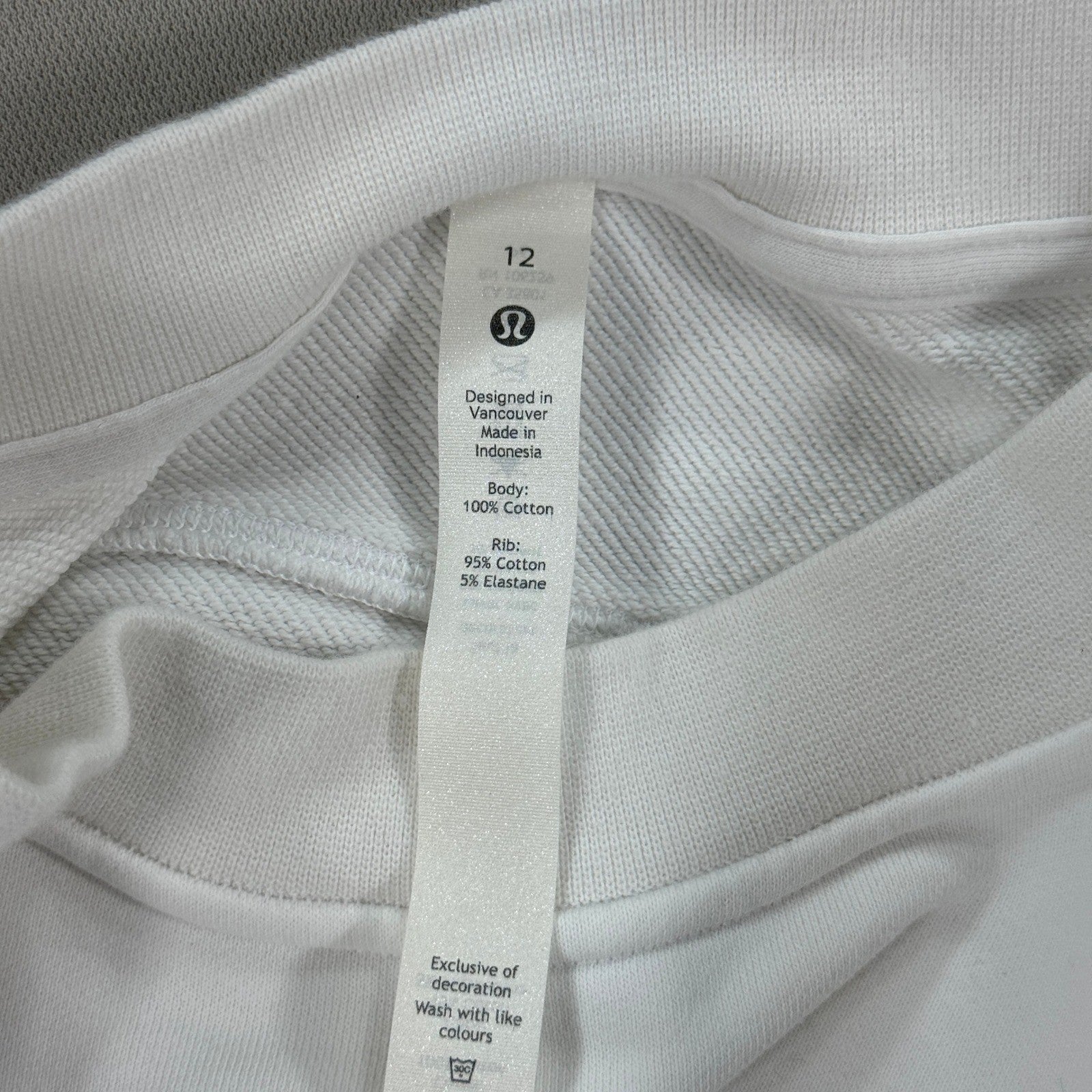 Lululemon All Yours Sweater Womens Size 12 White Fleece Long Sleeve Crewneck