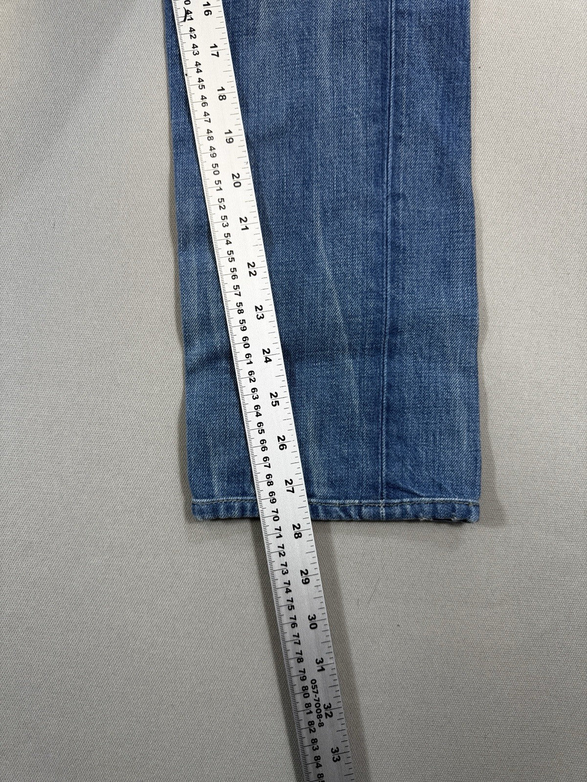 True Religion Buddha Brand mens Size 29 Blue Jeans Distressed Made In USA