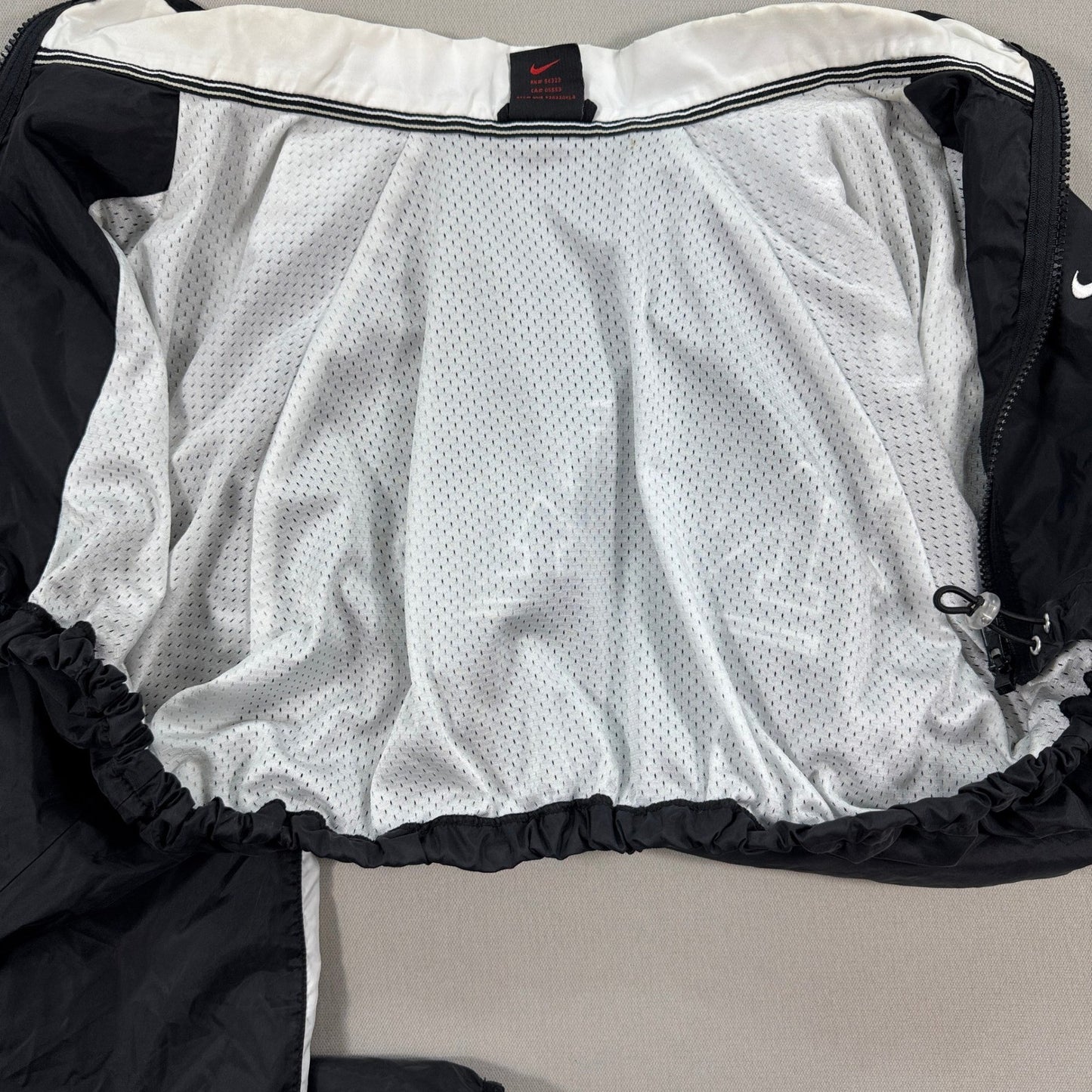 Vintage 90s Nike Cropped Jacket Womens Large Back Spell Out Black Full Zip