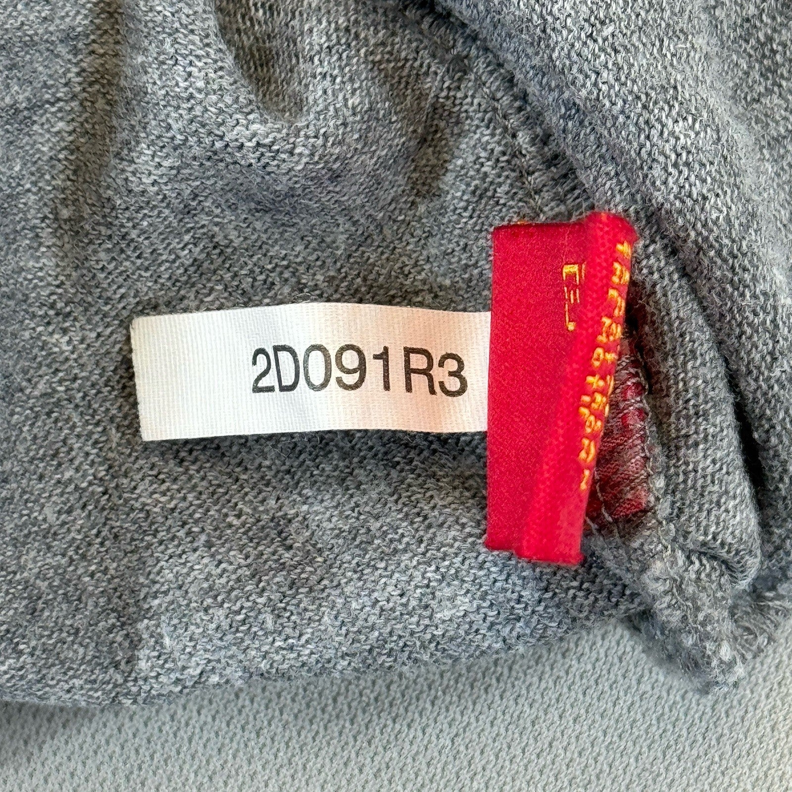 Shanghai Tang Emperor Sweatshirt mens Medium Gray Pullover 1/4 Button-Up