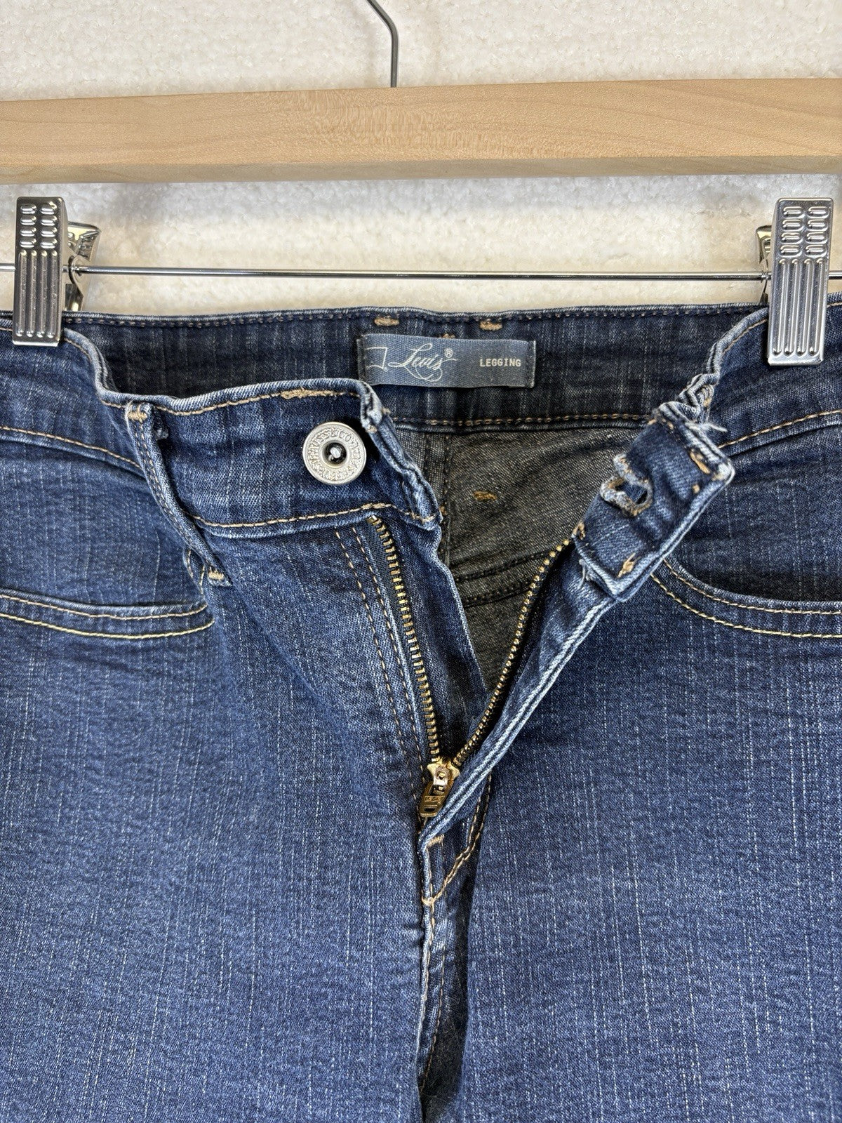 Levi's Skinny Straight Leg Blue Denim Jeans Womens 28x26