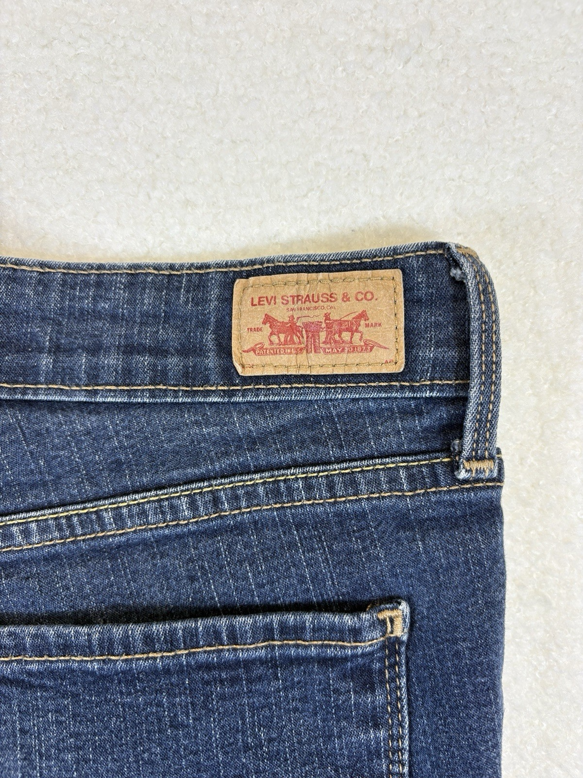 Levi's Skinny Straight Leg Blue Denim Jeans Womens 28x26