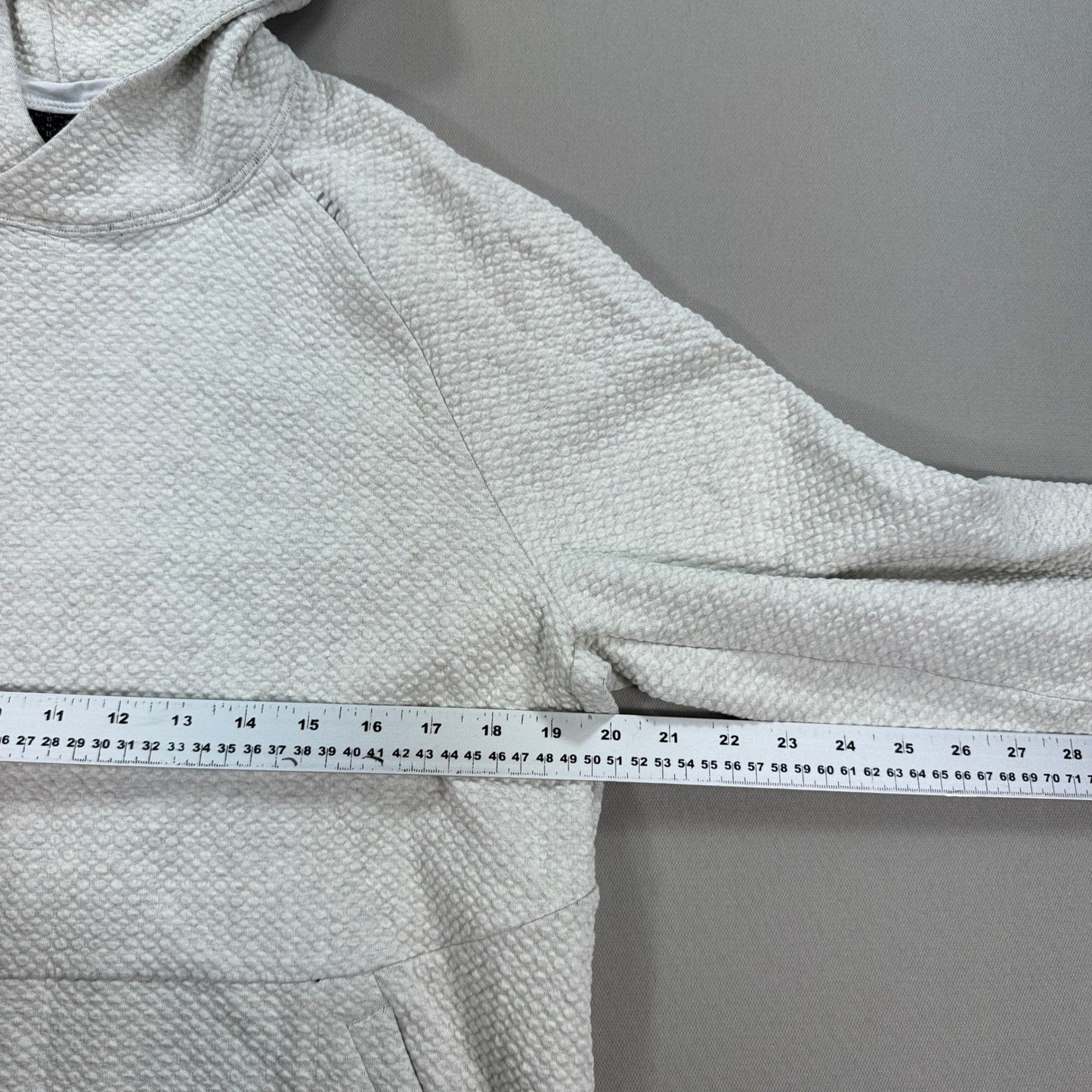 Lululemon At Ease Hoodie mens Medium Heather Light Gray Textured Knit Pullover