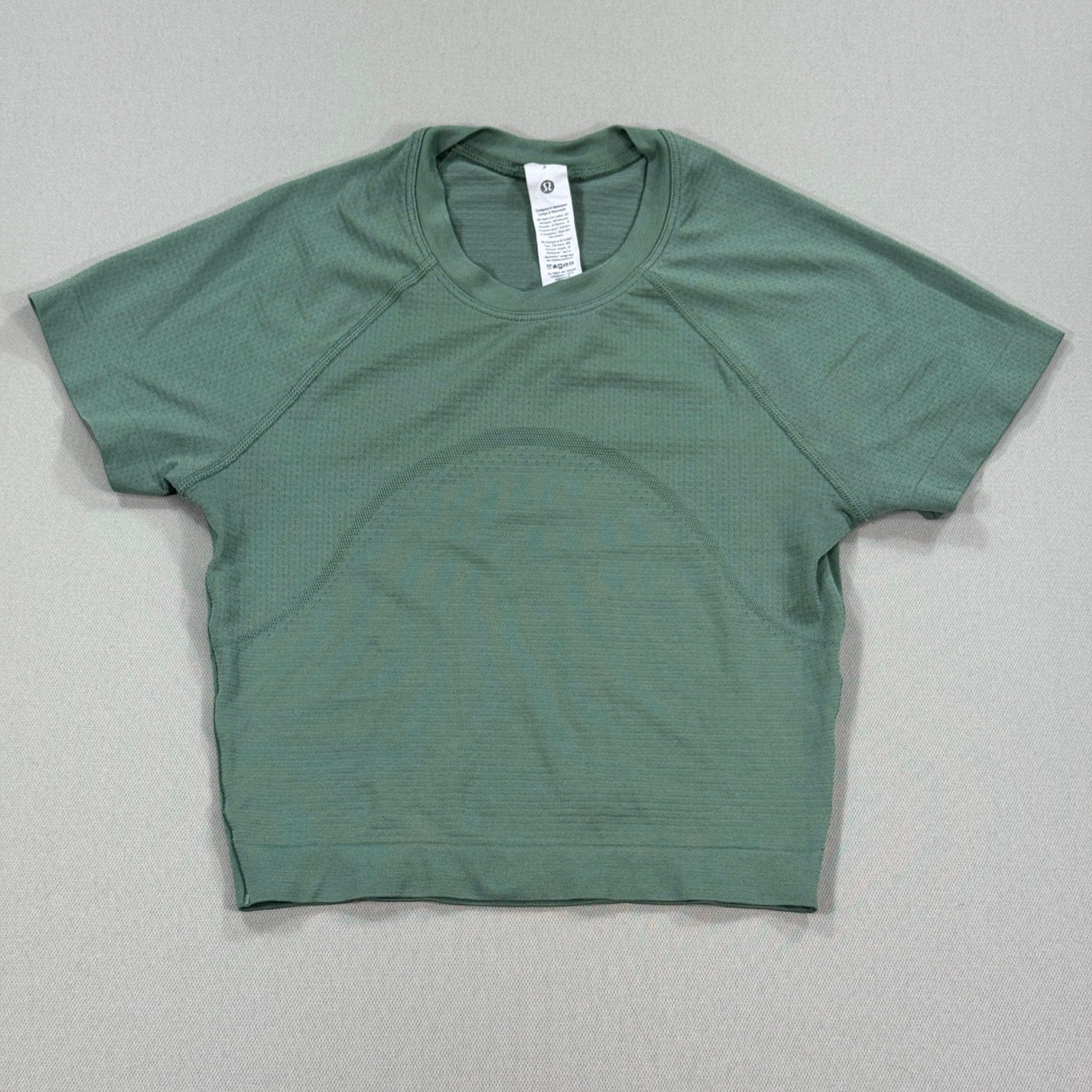 Lululemon Swiftly Tech 2.0 Cropped Short-Sleeve Shirt Womens Size 2 Sage Green