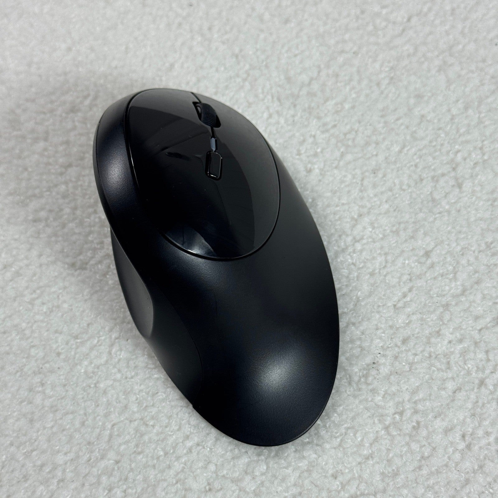 Kensington Pro Fit Ergo Vertical Wireless Mouse with USB Receiver Black