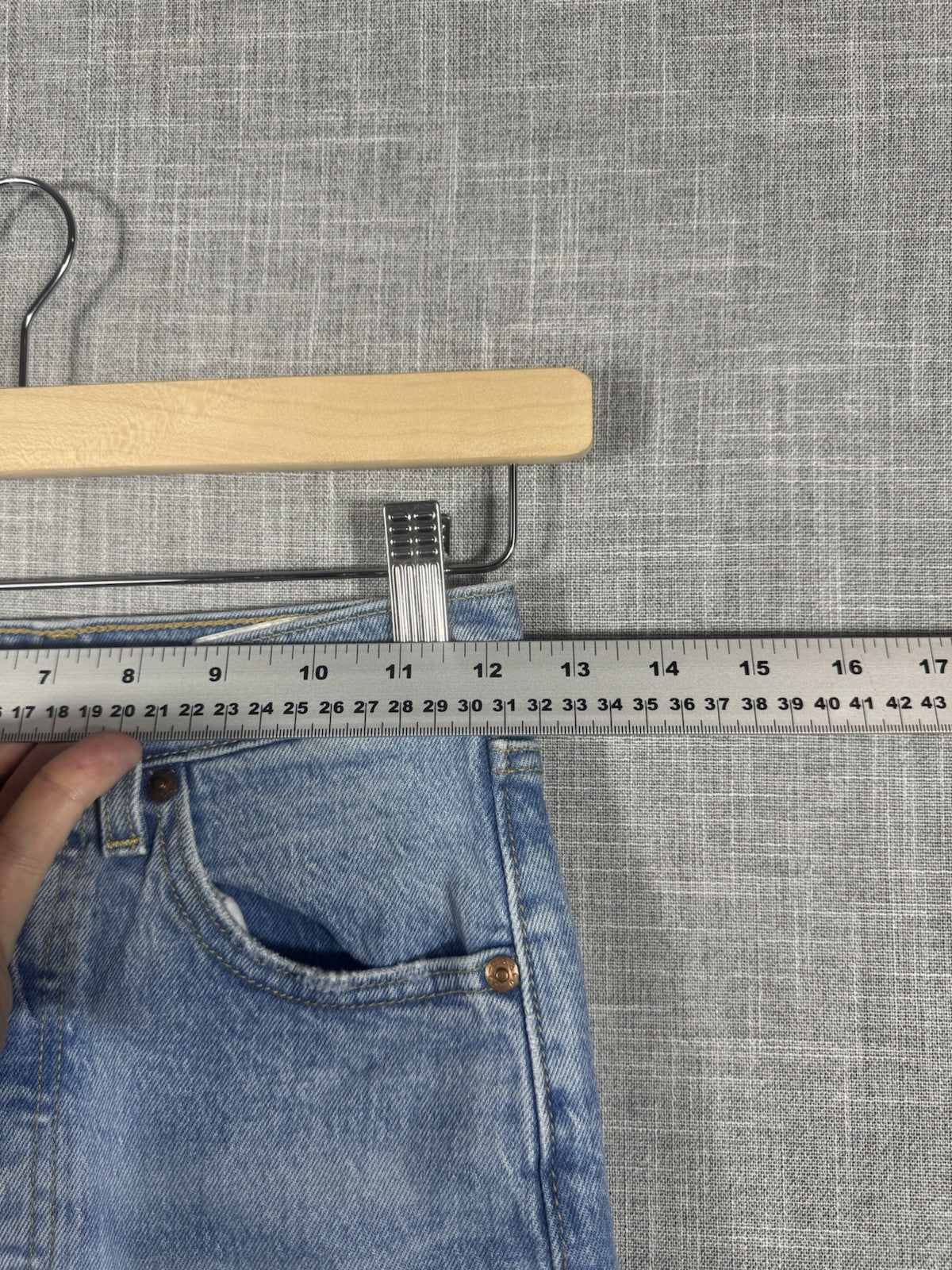 Levis Vintage Jeans Womens W24L27 Big E Ribcage Straight Distressed Light Wash