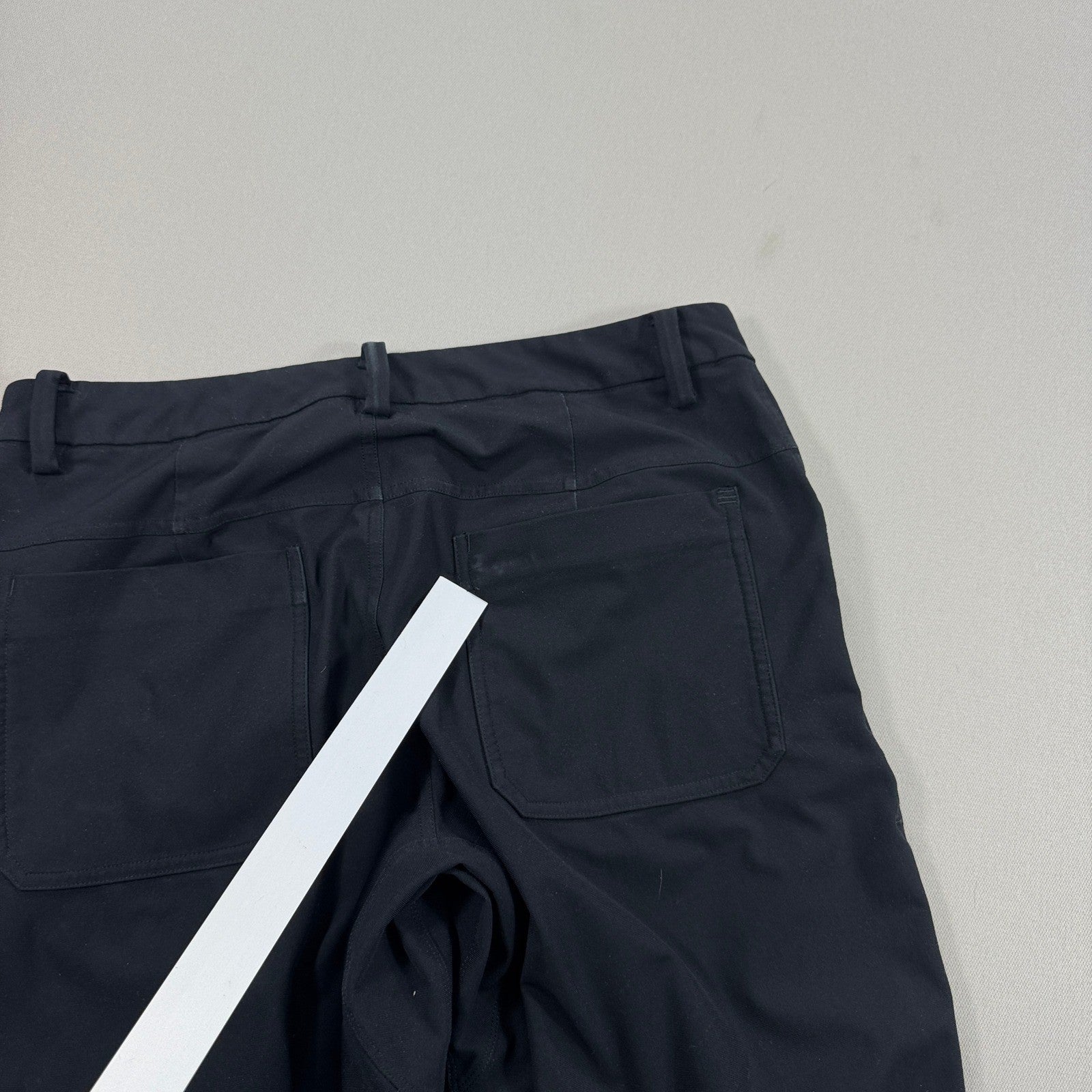 Lululemon Commission Dress Pants Men's 30x30 Black Slim Fit Stretch Warpstreme