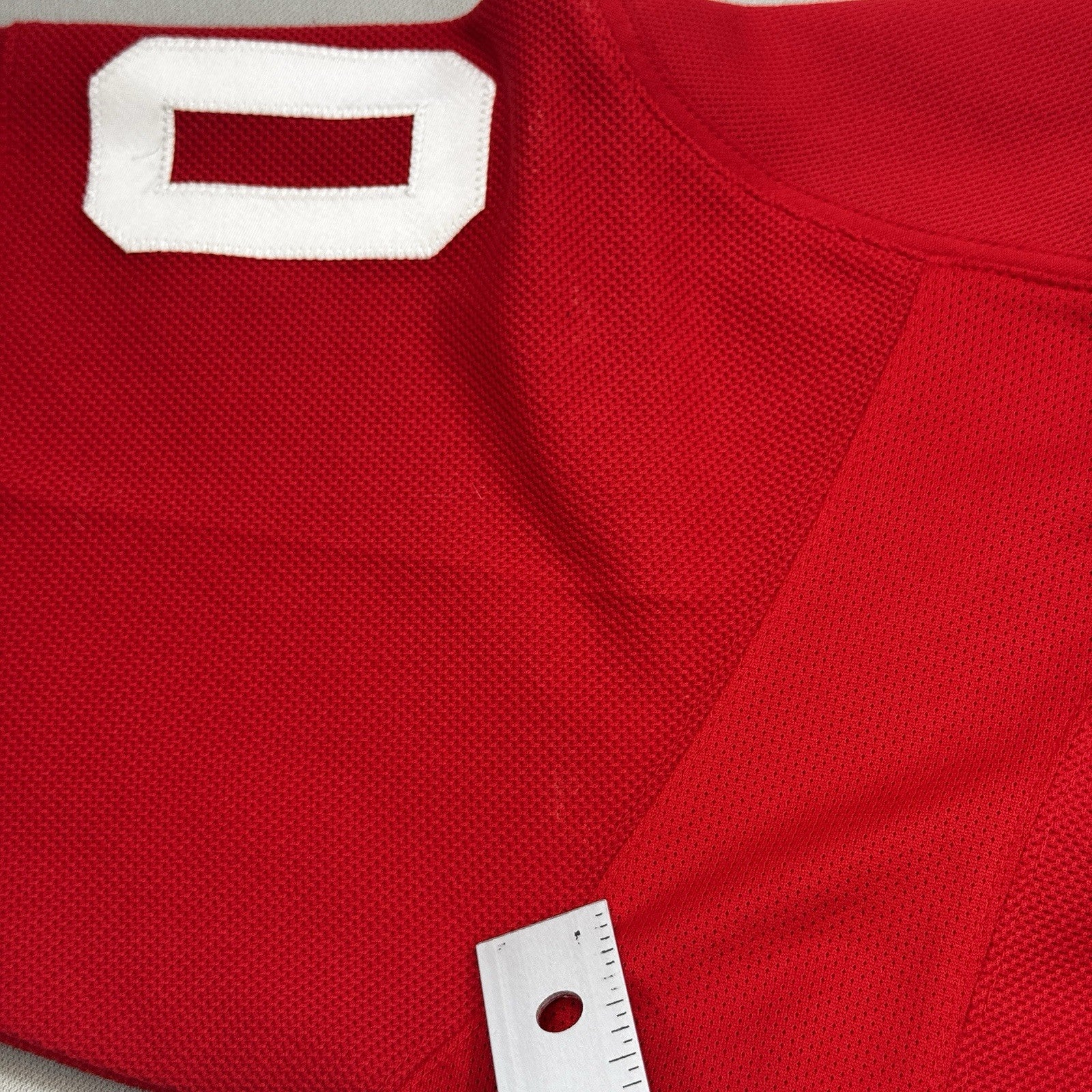 HENRIK ZETTERBERG DETROIT RED WINGS REEBOK RED JERSEY “A” SIZE Large,CCM