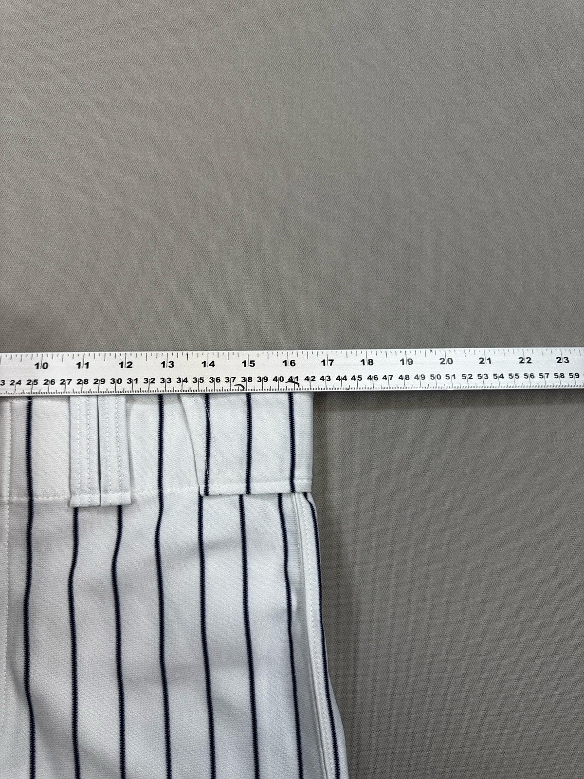 NWT Rawlings Baseball Pants 4x mens Medium Black White Pinstripe Semi-Relaxed