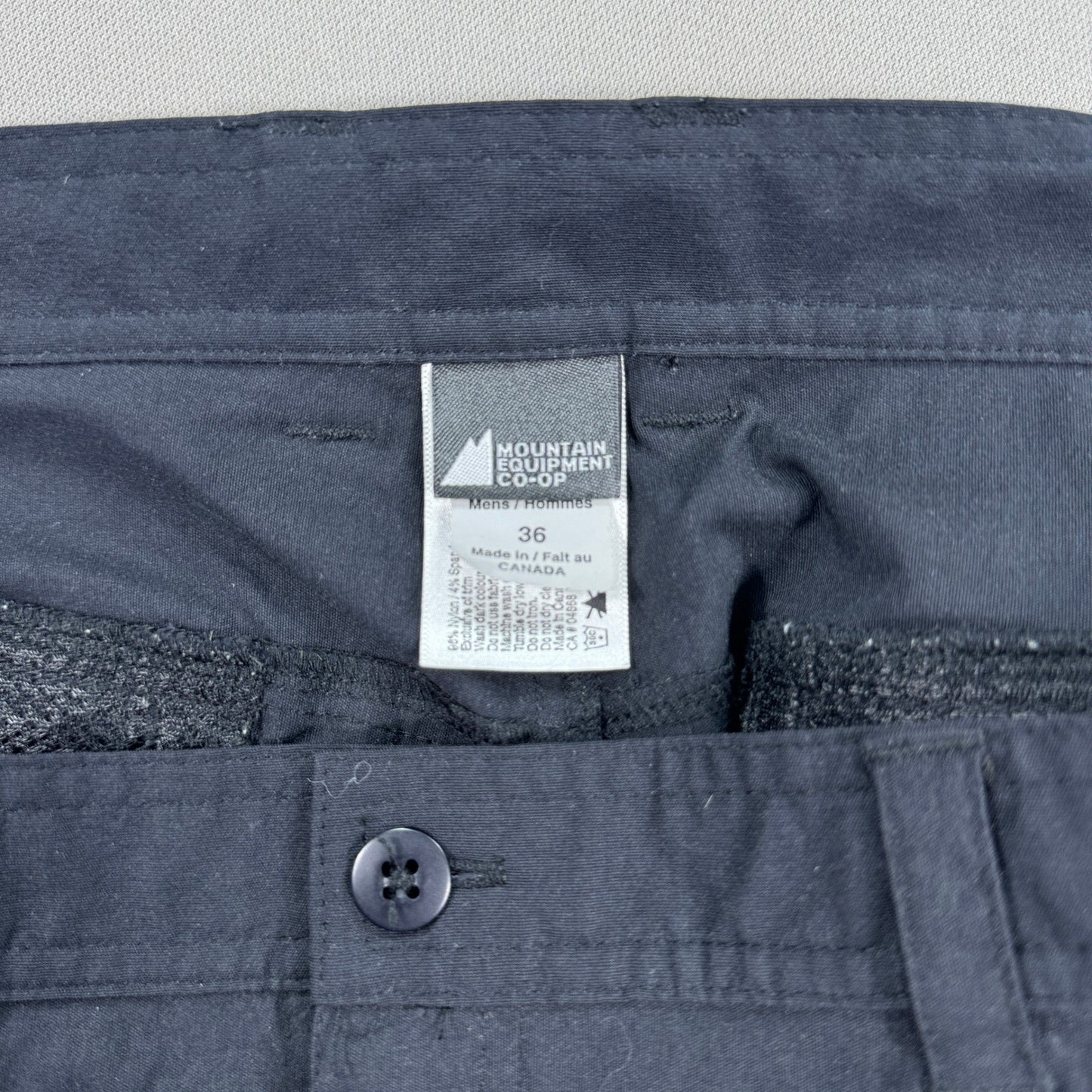 Mountain Equipment Co-op Hiking Pants Mens Size 36 Black Straight Leg Canada MEC