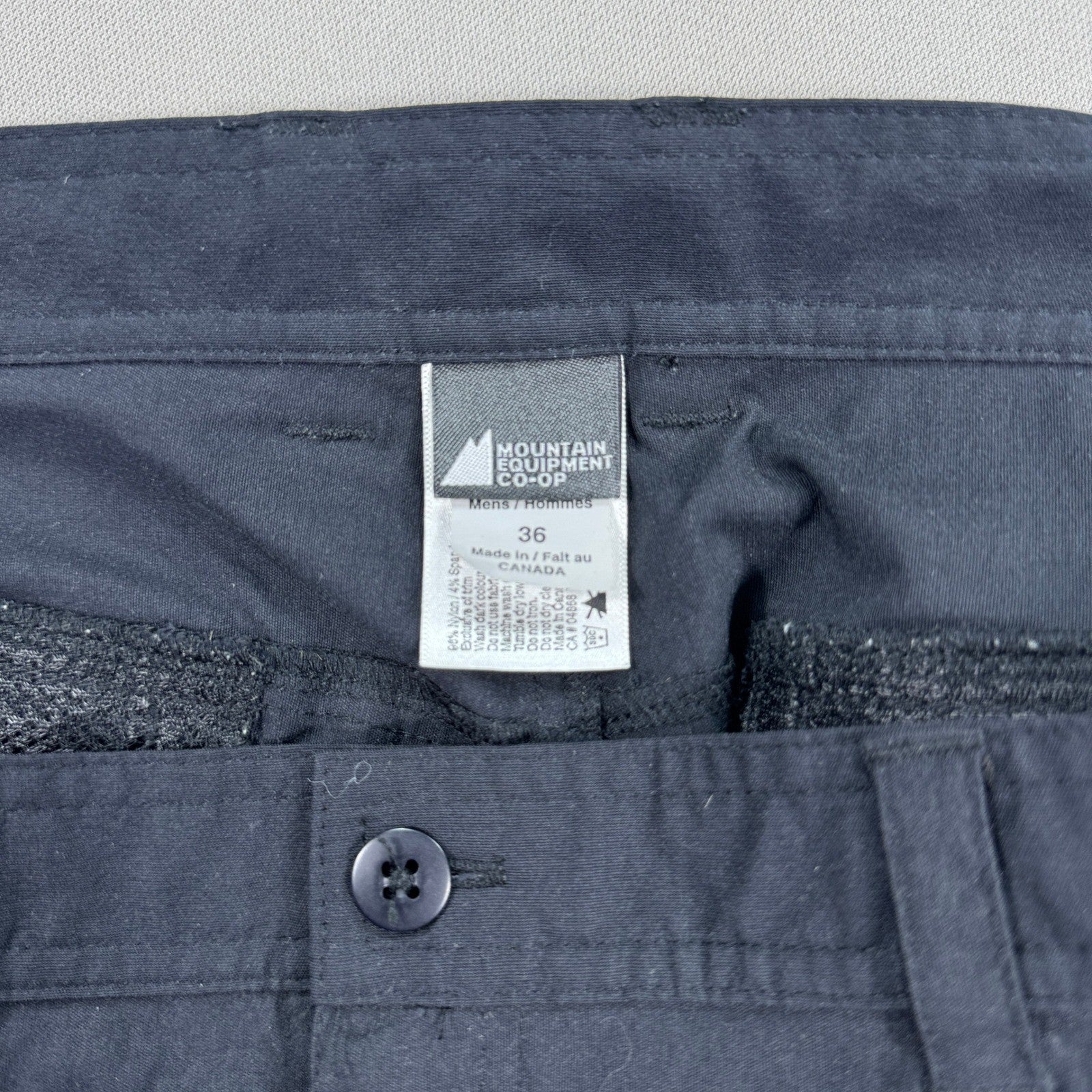 Mountain Equipment Co-op Hiking Pants Mens Size 36 Black Straight Leg Canada MEC