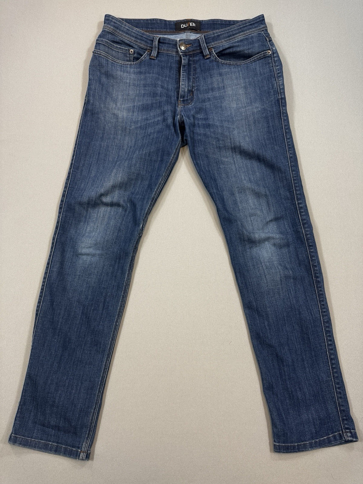 DU/ER L2X Slim Fit Performance Denim Jeans mens 32x30 Blue Denim Medium Wash