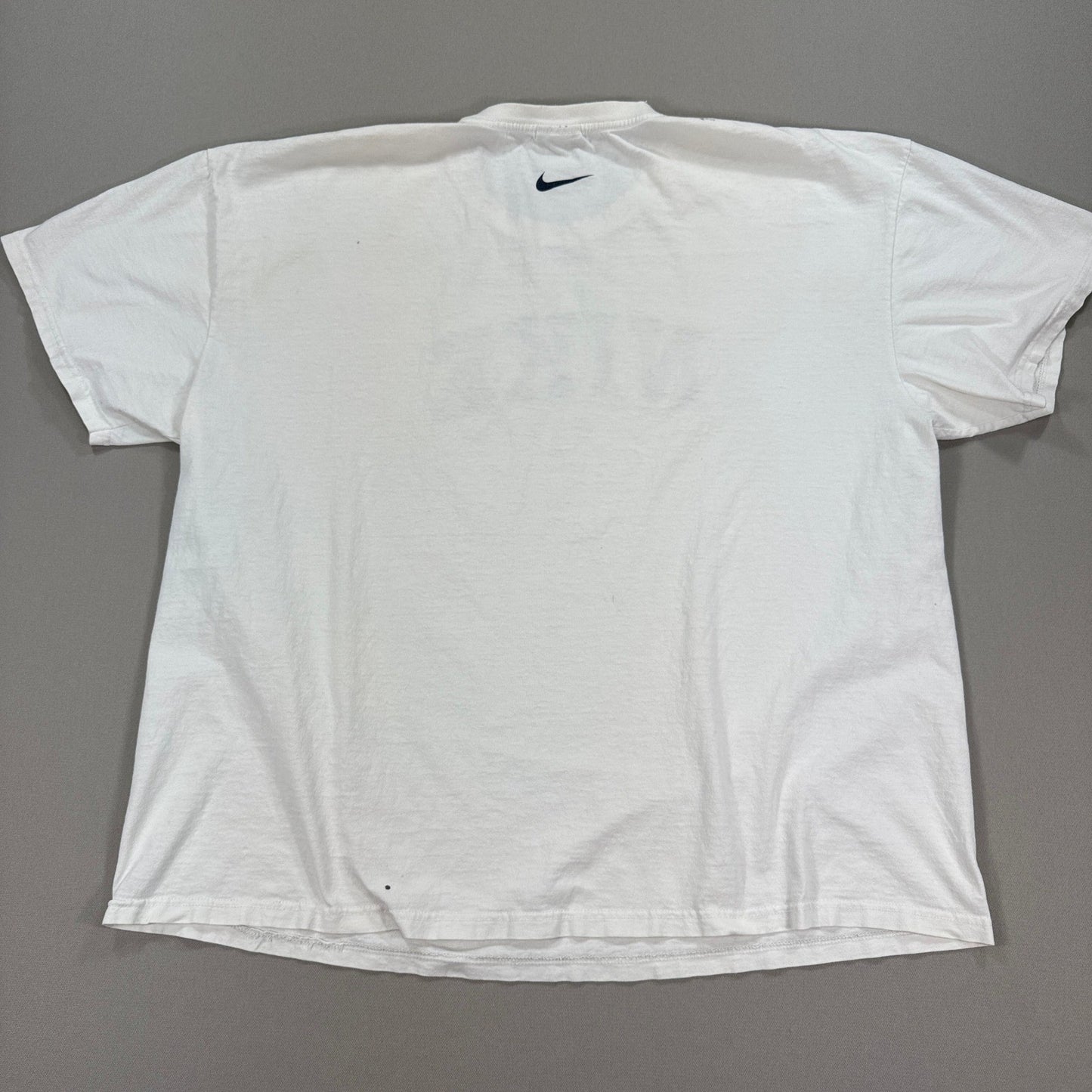 Vintage Nike Essentials T-Shirt mens 2XL White Spell Out Center Swoosh Canada