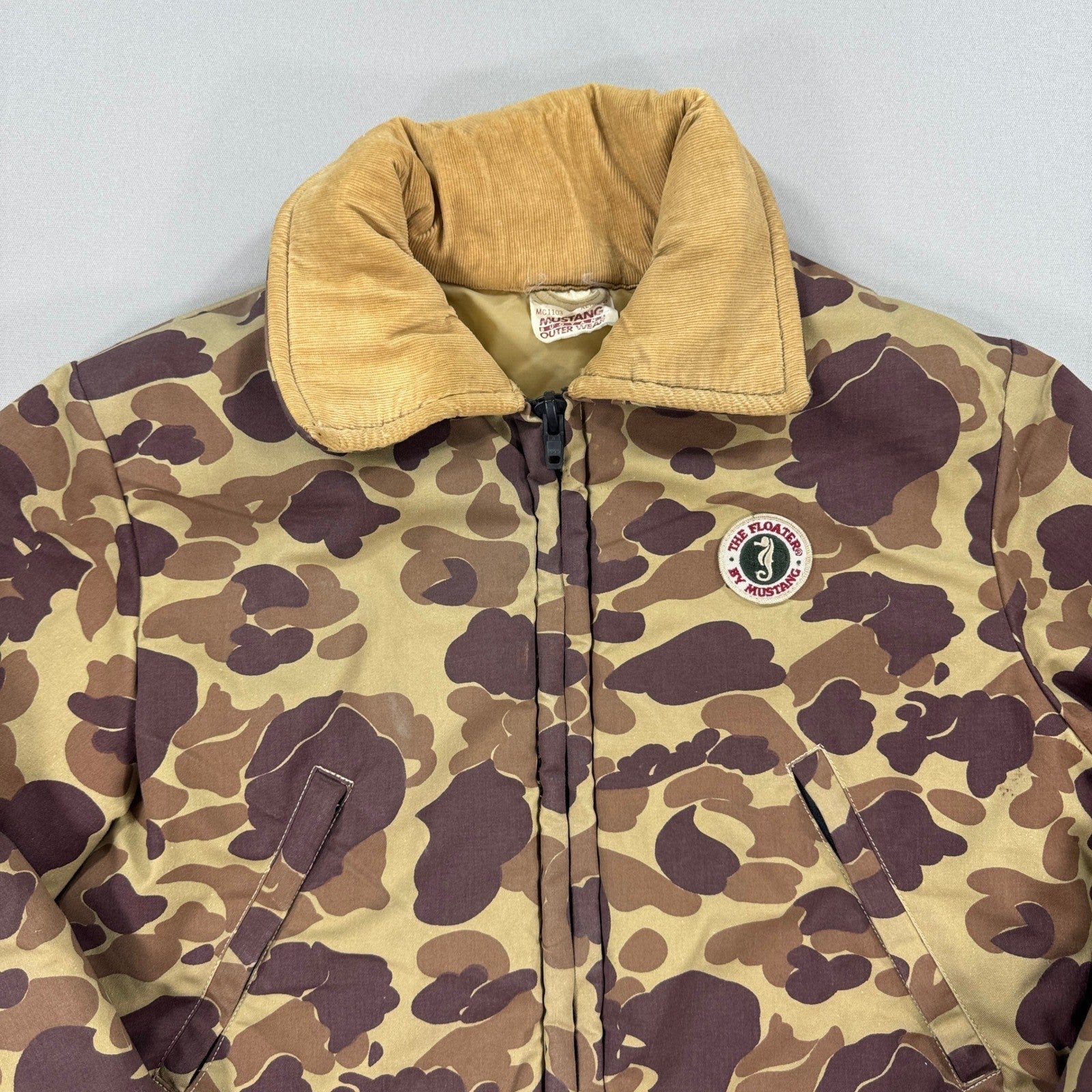 Vintage Mustang Buoyant Jacket Outerwear mens XL Camo Tan Floater Coat Hunting