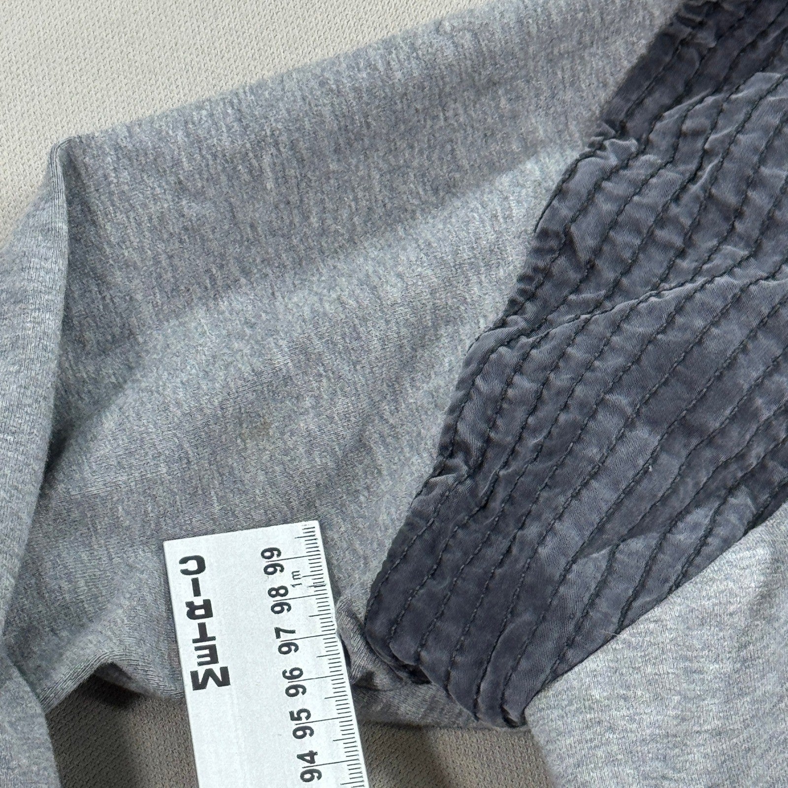 Lululemon Athletica Asymmetrical Zip Up Jacket Womens Size 10 Heathered Gray