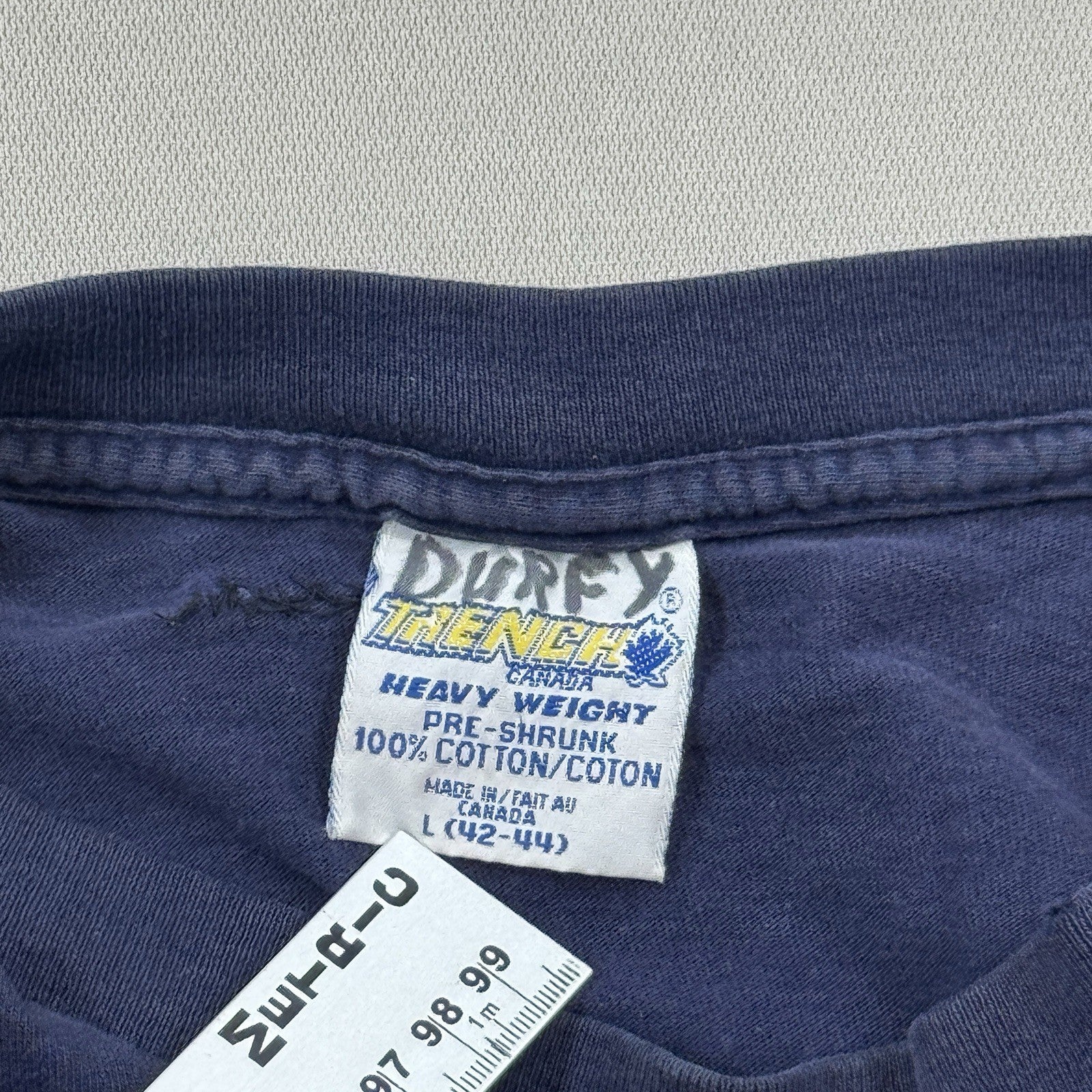 Trench Cleveland Indians T-Shirt mens Large Blue Made in Canada Single Stitch