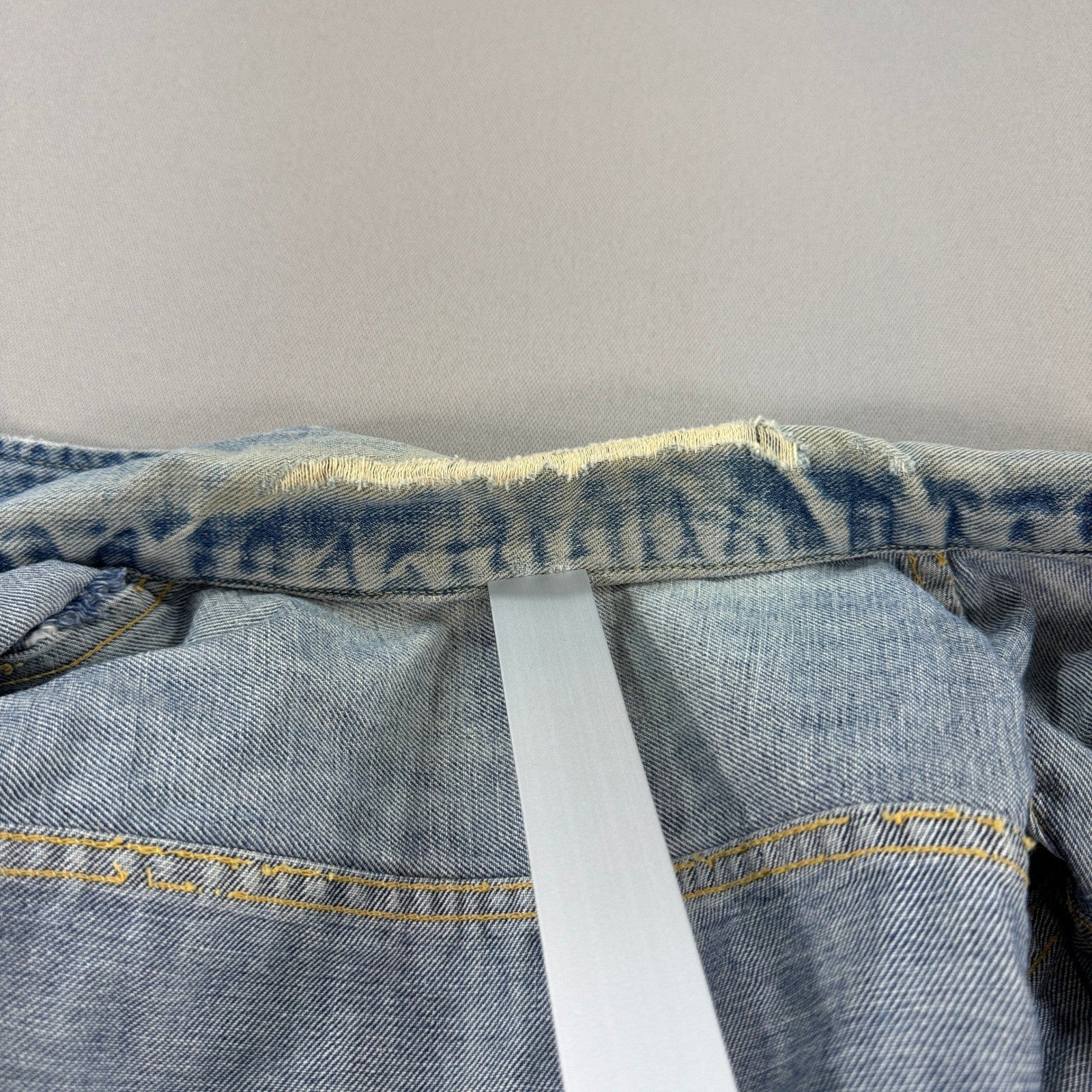 Vintage Lee Trucker Jean Jacket mens Large Blue Denim Stonewash USA Made