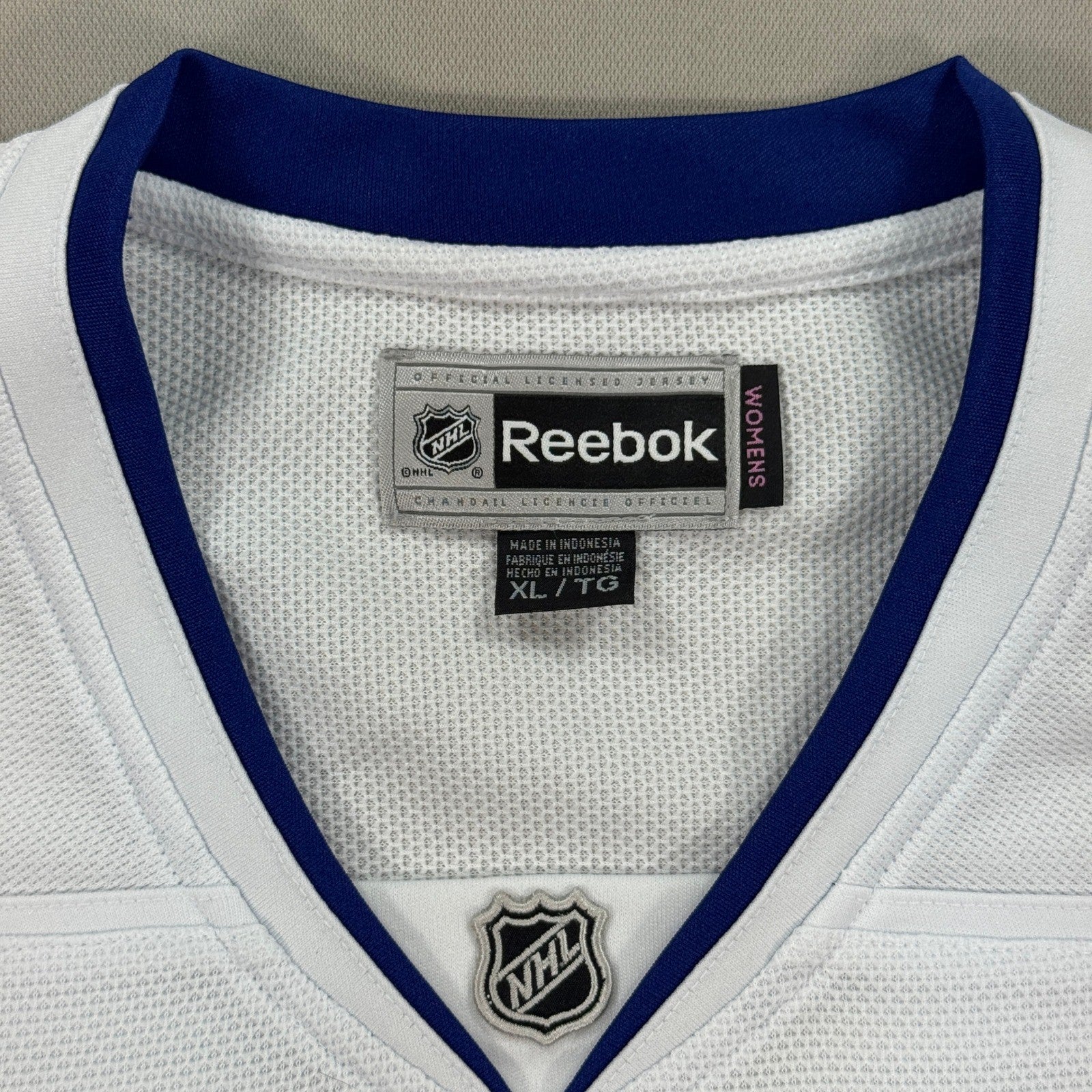 Reebok Vancouver Canucks Hockey Jersey Premier Women's XL White Blue Green