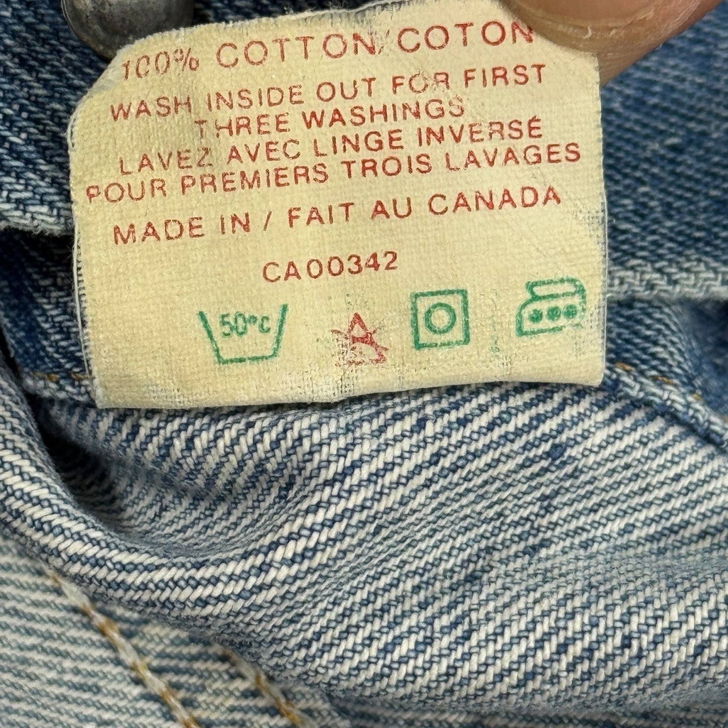 Vintage Levi's 75505-0212 Denim Jacket mens Sz 40 Blue Orange Tab Canada Made