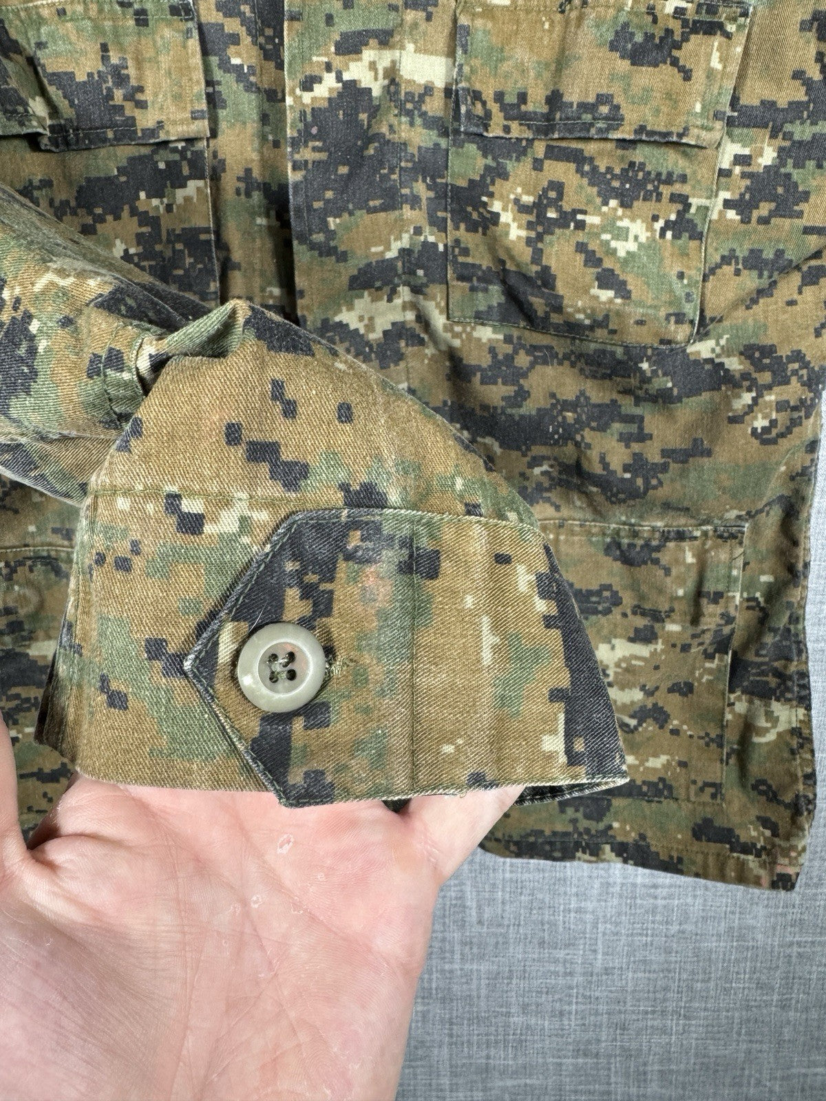 Vintage Canadian Military Digital Camo Combat Jacket Button Up Men’s Unknown Siz