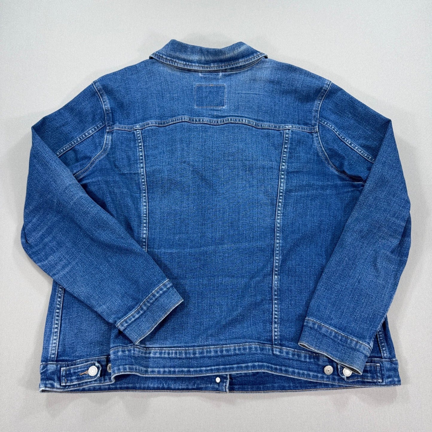 Levi's Original Trucker Jean Jacket Womens Plus Size 3X Classic Fit Medium Wash