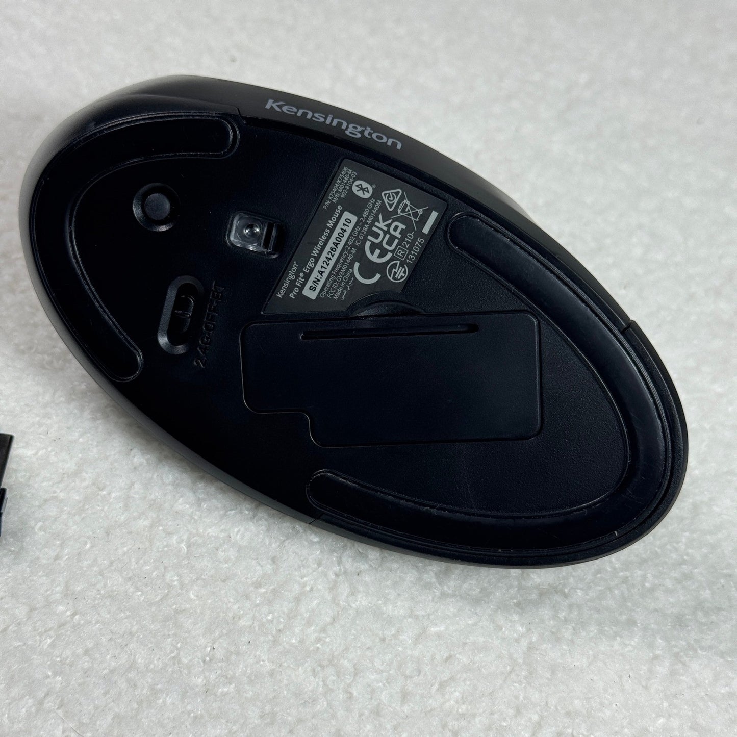 Kensington Pro Fit Ergo Vertical Wireless Mouse with USB Receiver Black