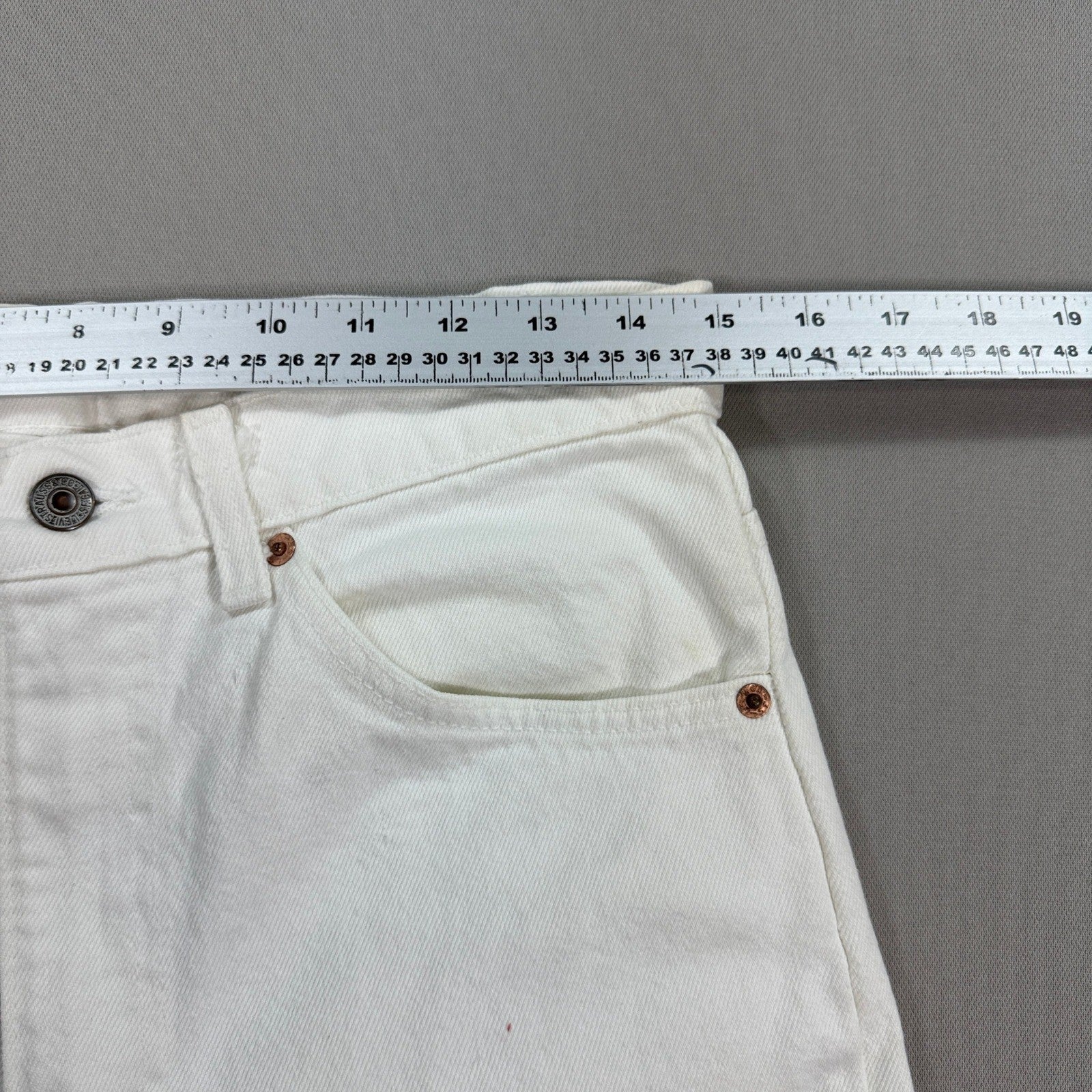 Vintage Levi's 505 Denim Jeans Womens 31x34 White Made In USA Straight Leg Y2K