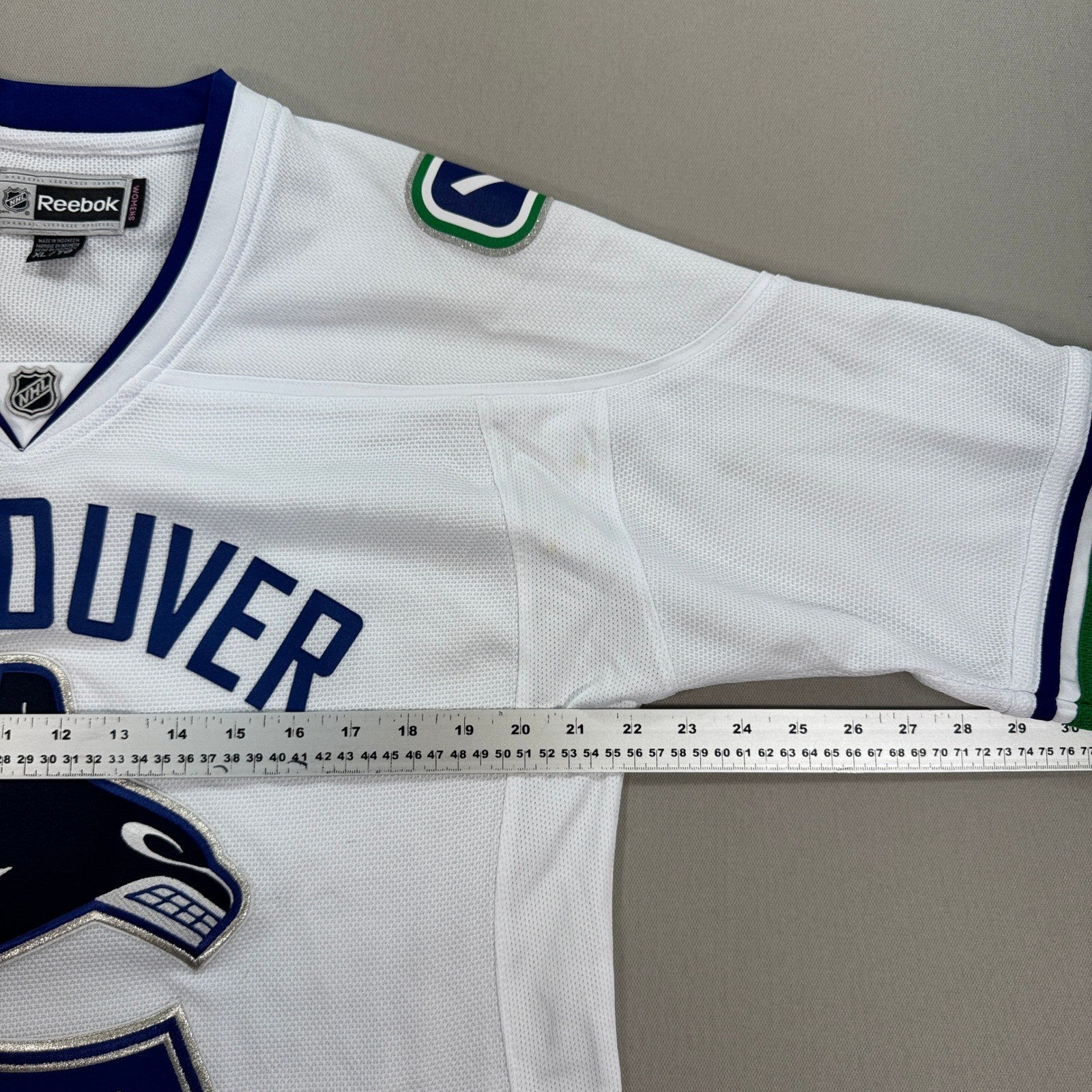 Reebok Vancouver Canucks Hockey Jersey Premier Women's XL White Blue Green