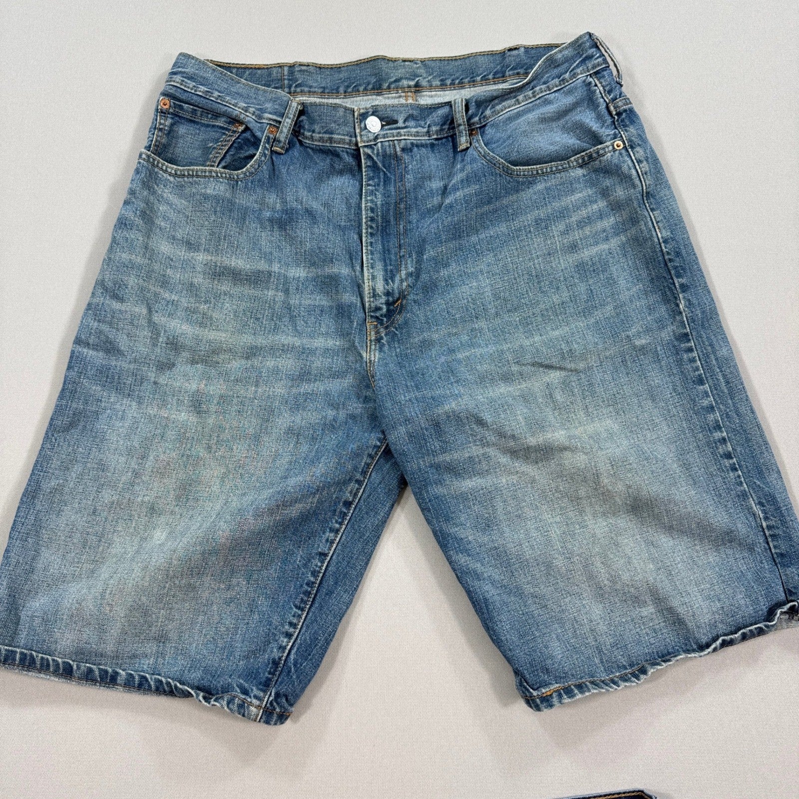 Levi's 569 Denim Shorts 2 Pcs mens W38 Blue Baggy Fit Distressed