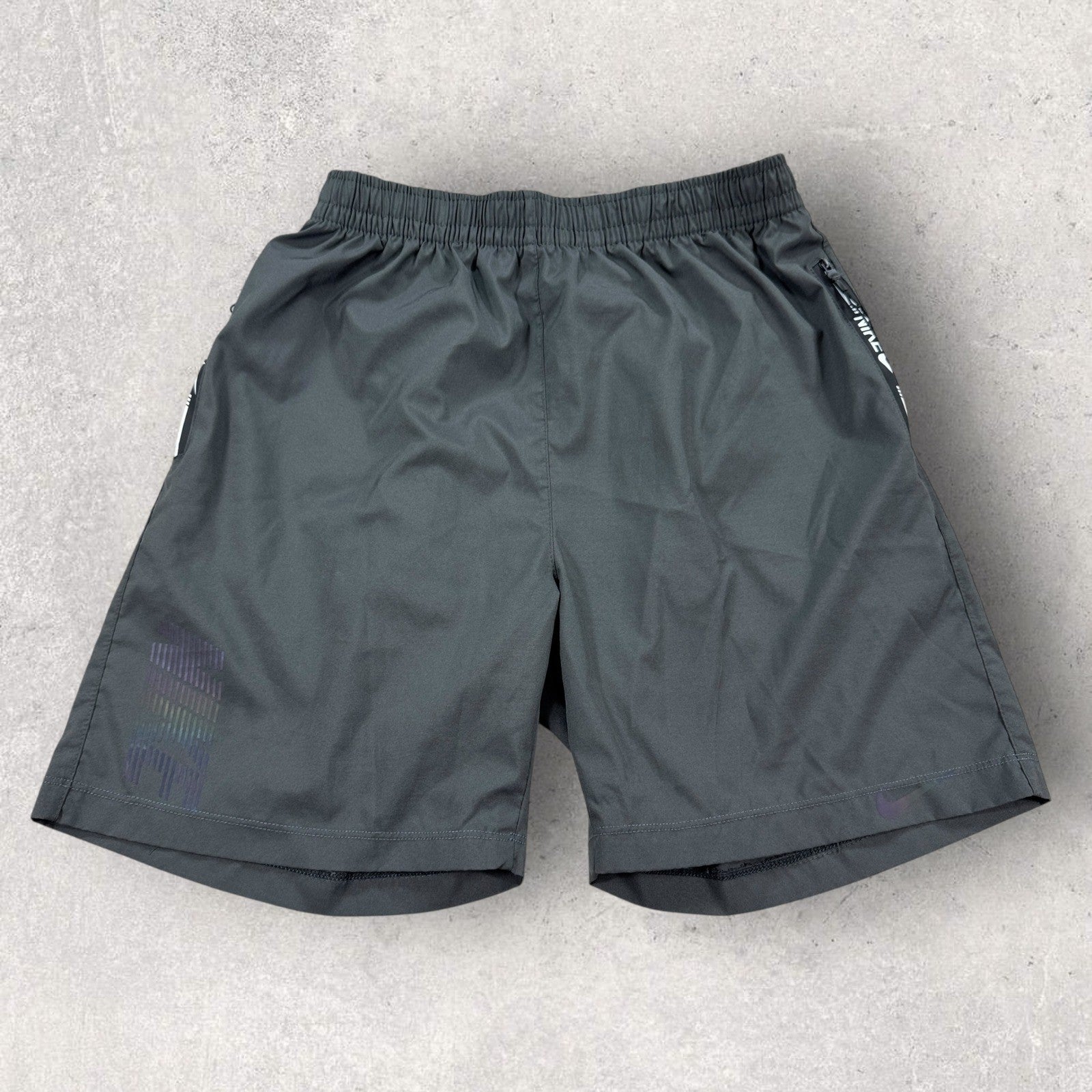 Nike Athletic Shorts Womens 2XL Gray Elastic Waist Drawstring Zip Pockets