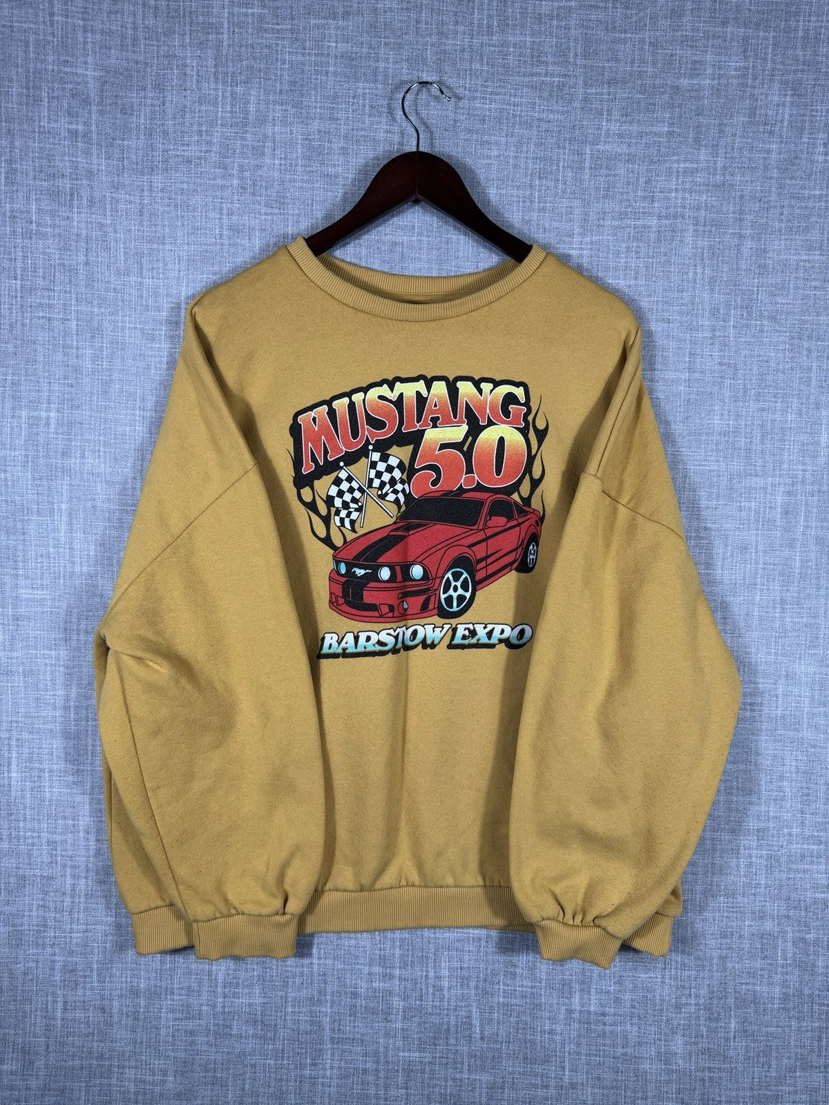 Vintage Ford Mustang Racing mens Pullover Sweater Yellow XL
