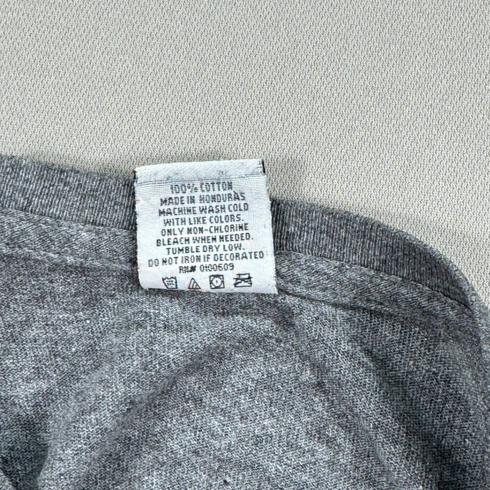 Vintage 90s The Amazing Spider Man T-Shirt mens Large Gray Graphic Tee Crewneck