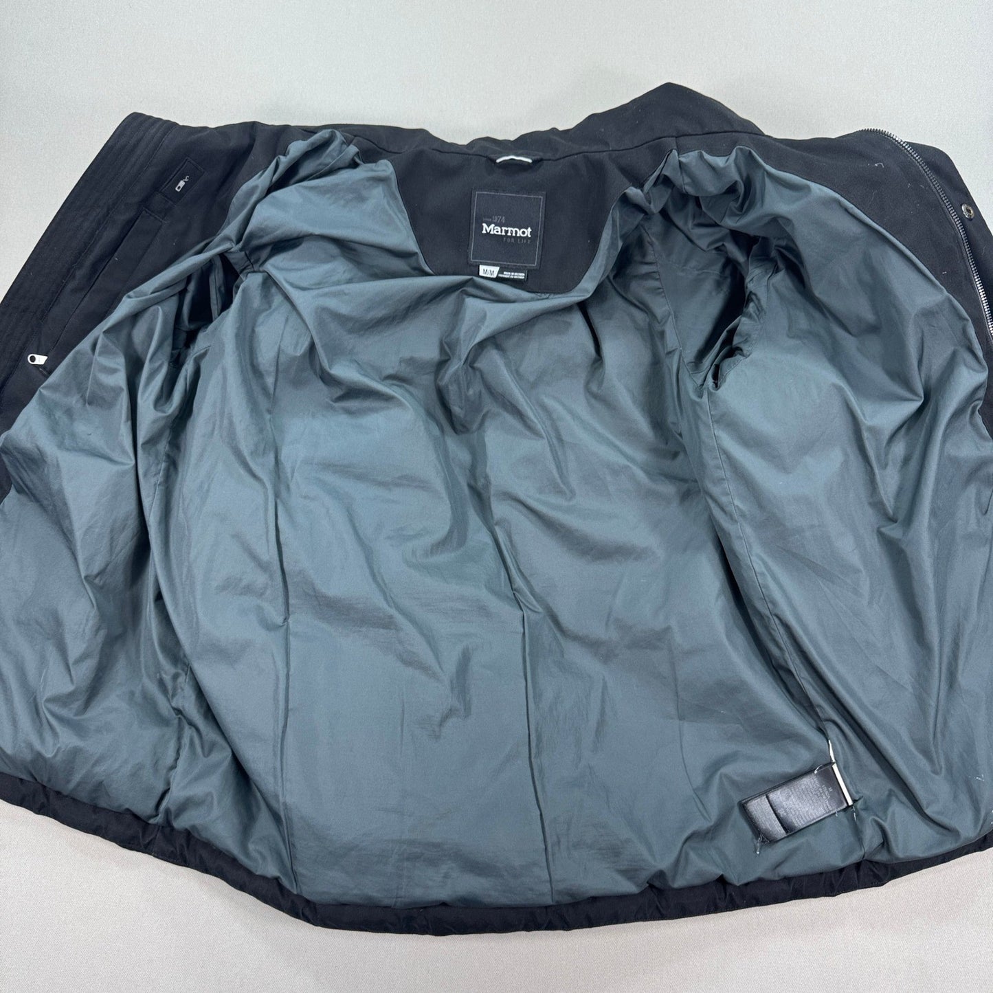 Marmot 700 Down Filled Coat mens Medium Two Toned Winter Coat