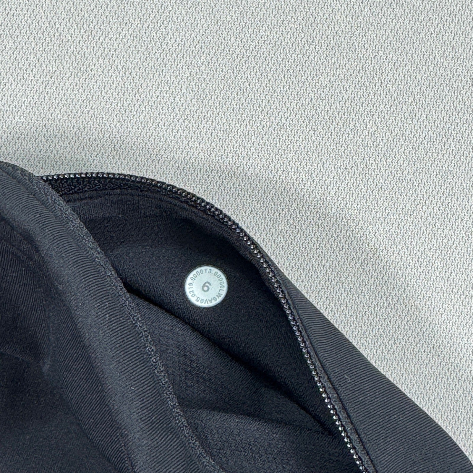 Lululemon Pace Rival Crop Leggings Womens Size 6 Black Full On Luxtreme 22 Inch