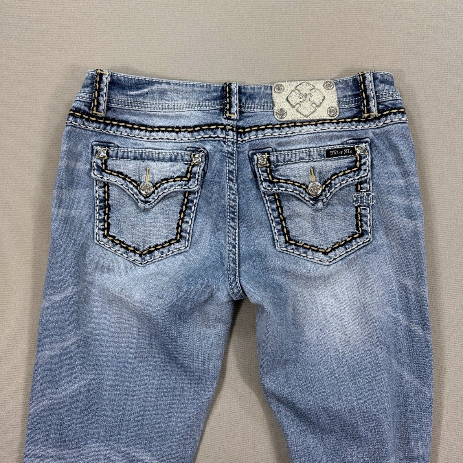 Miss Me Jeans Womens 32x30 Straight Blue Denim Embellished Pockets Distressed