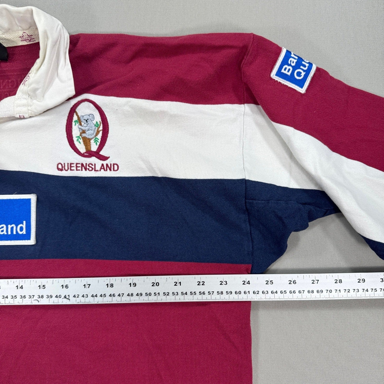 Vintage Queensland Reds Rugby Jersey 2001 Canterbury mens XL Made In Australia