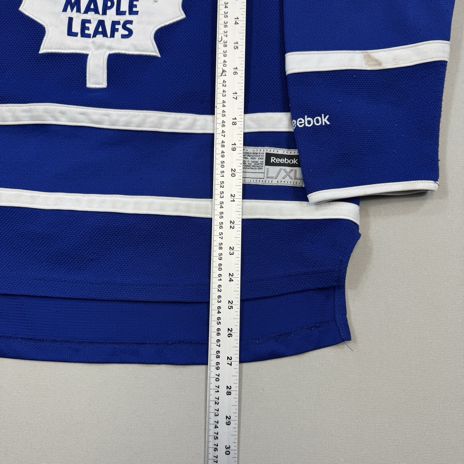 Reebok NHL James Van Riemsdyk #21 Toronto Maple Leafs Youth L/XL Hockey Jersey