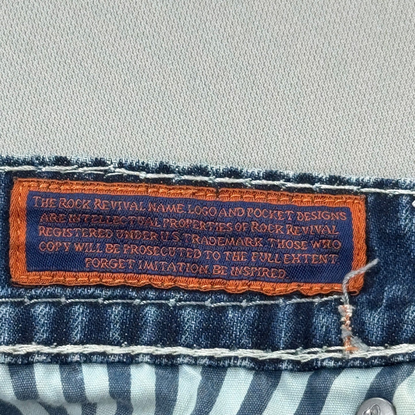 Rock Revival Jeans Bootcut mens Size 31 Blue Denim Distressed Made for Buckle