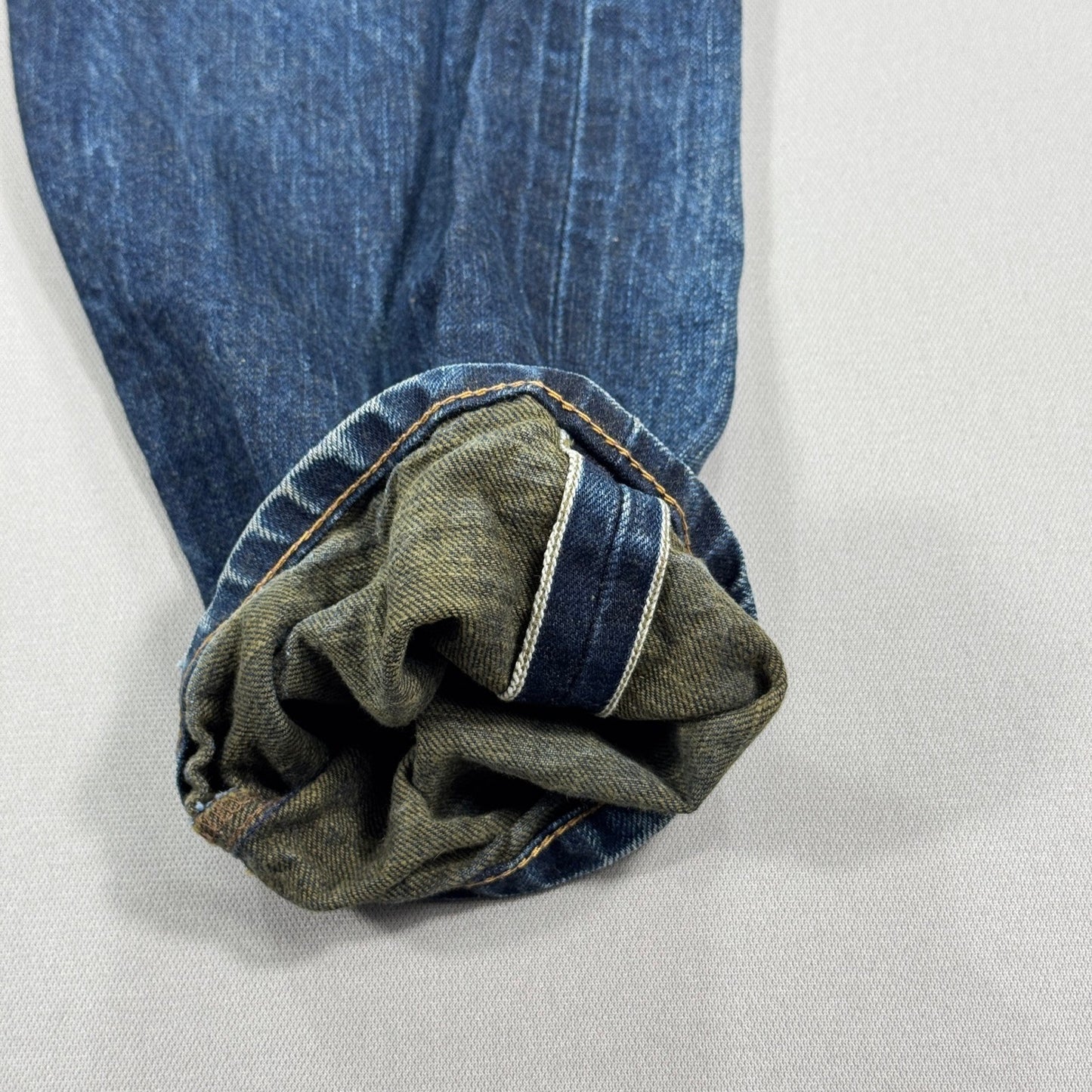 Naked & Famous Denim Jeans Super Guy Catechu Selvedge Indigo mens Size 36 Blue