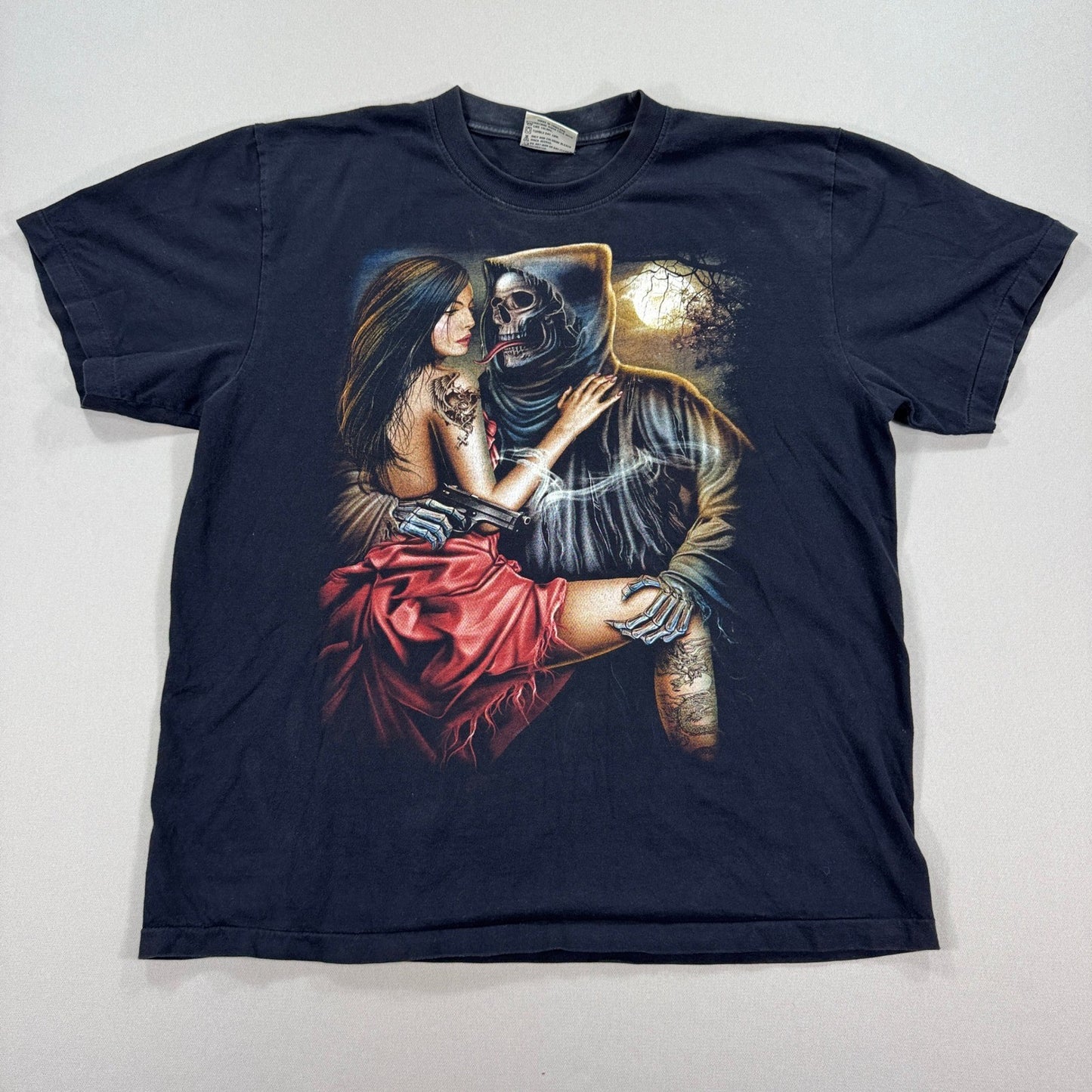 VTG 90's Grunge T-Shirt Gothic Skeleton Skulls With Lady mens XL Single Stitch