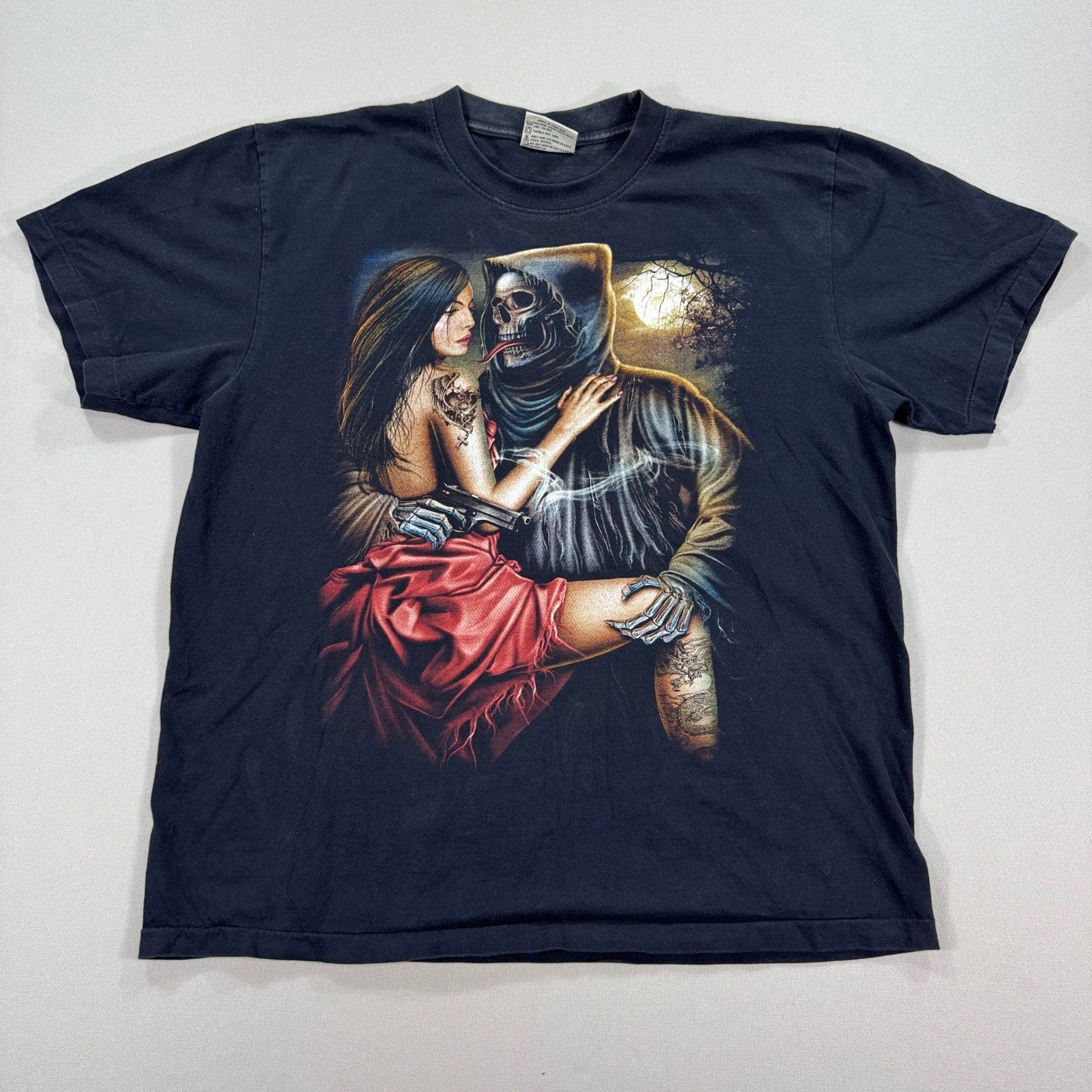 VTG 90's Grunge T-Shirt Gothic Skeleton Skulls With Lady mens XL Single Stitch